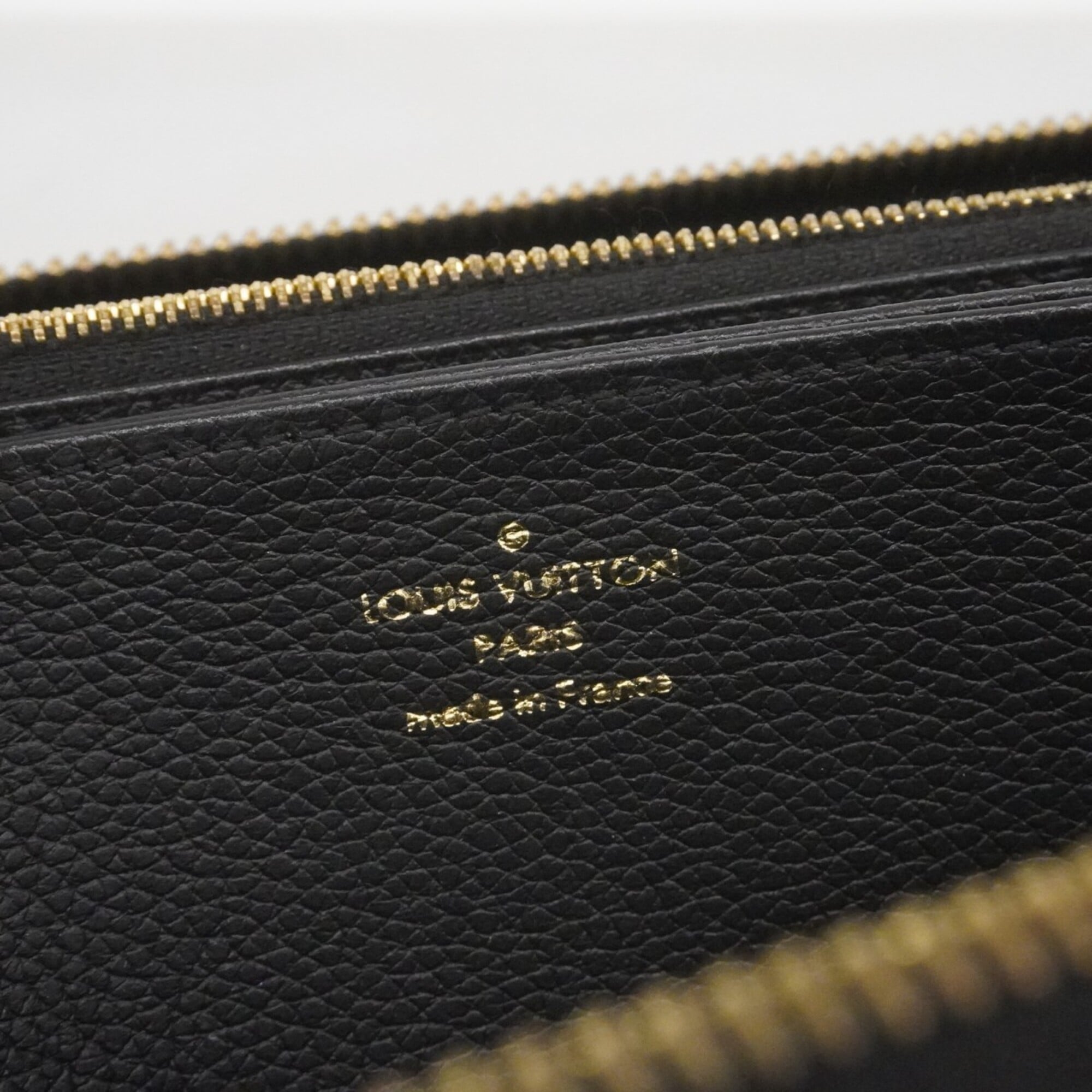 Louis Vuitton Beige Black Long Wallet (Bi-Fold) (Pre-Owned)