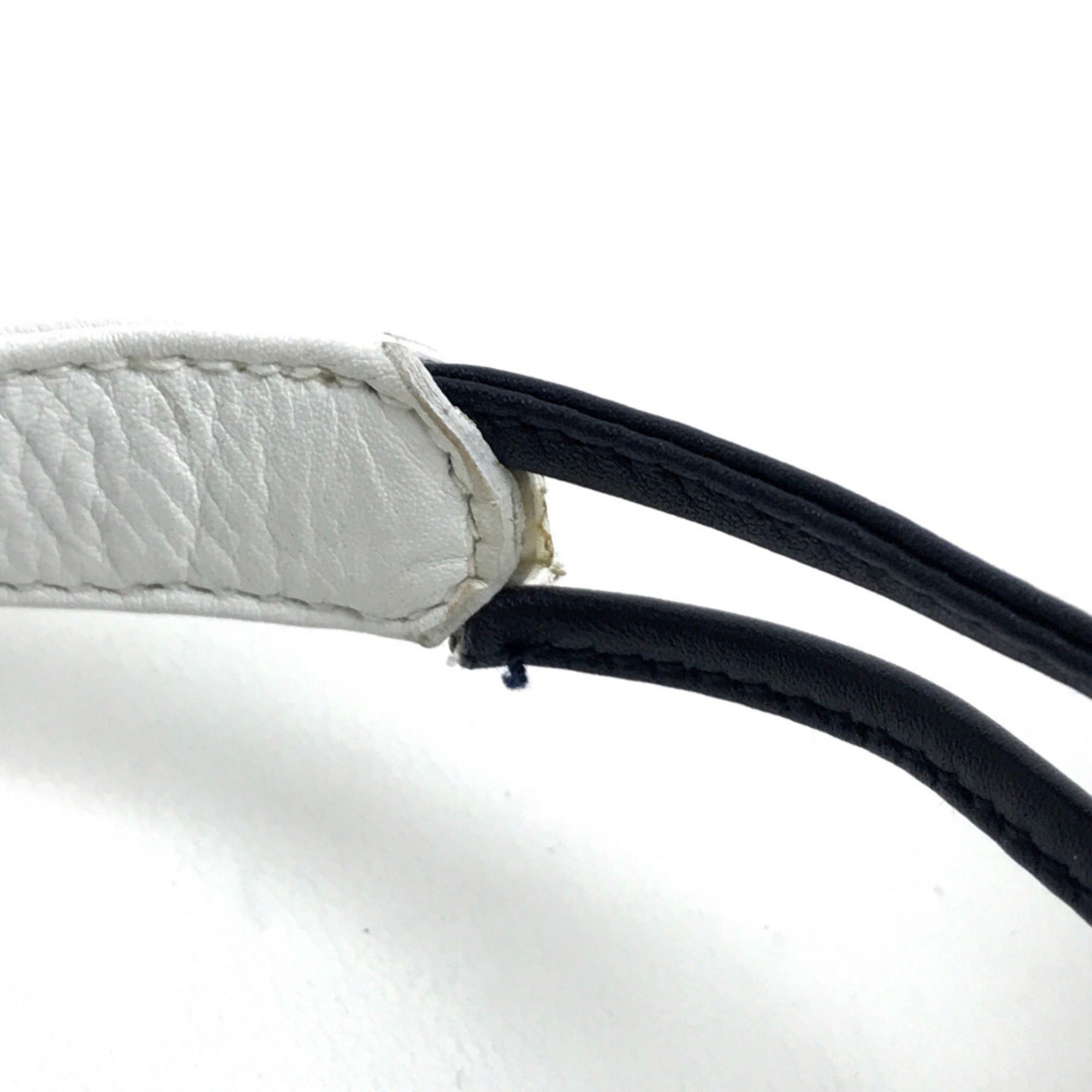 Celine White Leather Shoulder Bag (Pre-Owned)