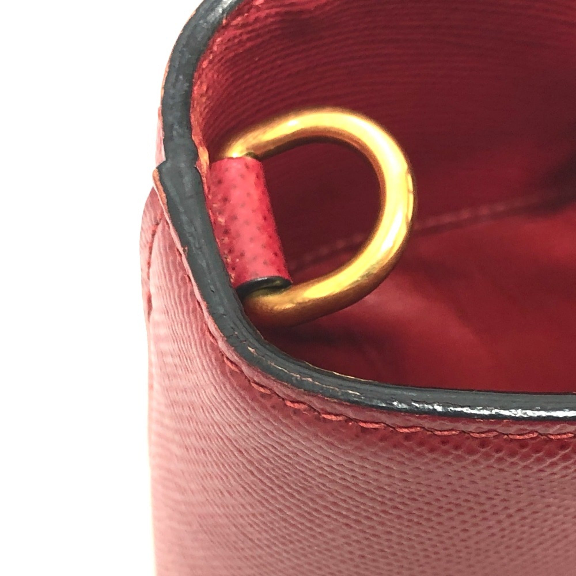 Prada Red Leather Handbag (Pre-Owned)