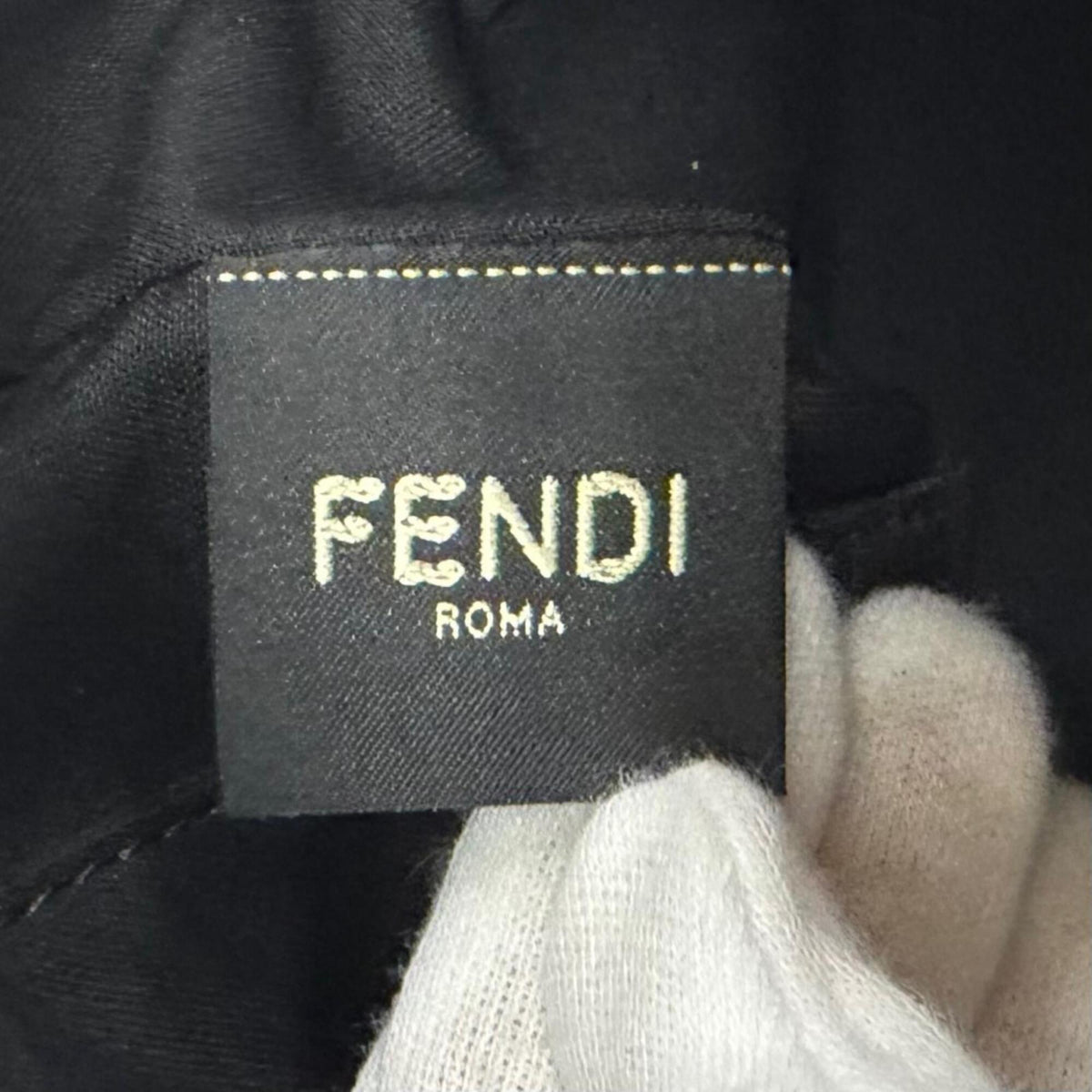 Fendi Black Shoulder Bag (Pre-Owned)