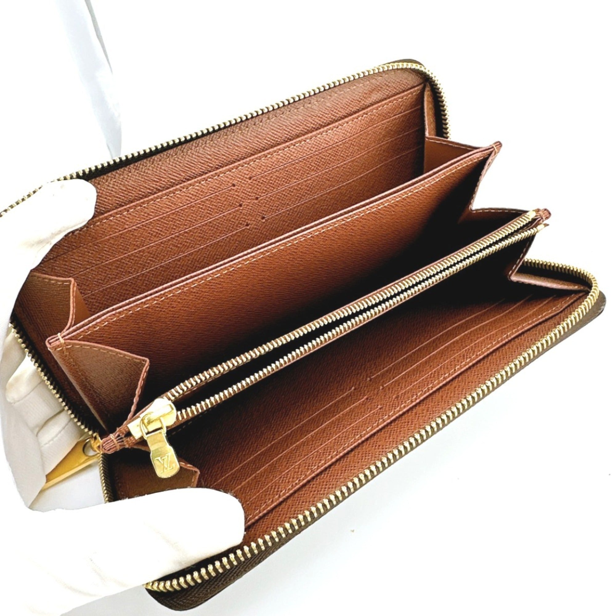 Louis Vuitton Monogram Brown Monogram Long Wallet (Bi-Fold) (Pre-Owned)
