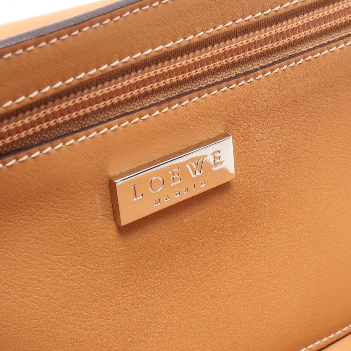 Loewe Beige Leather Handbag Pouch Shoulder Bag (Pre-Owned)