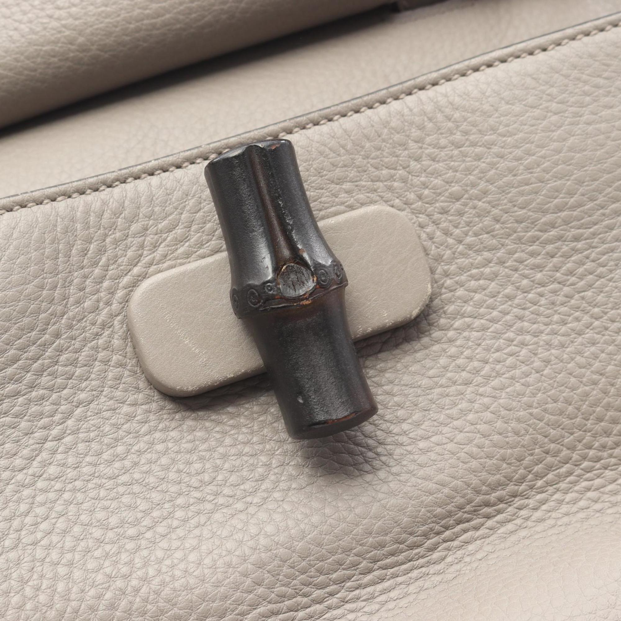 Gucci Gray Leather Handbag (Pre-Owned)