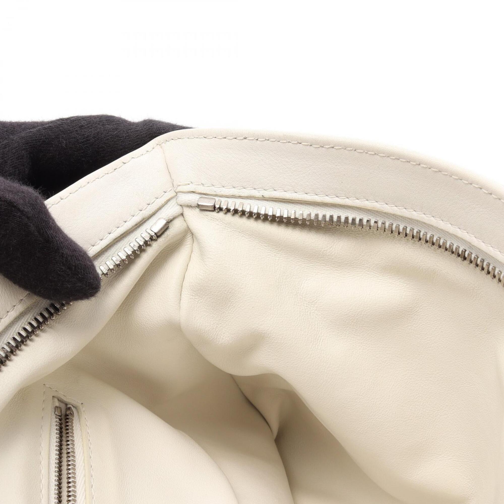 Bottega Veneta White Leather Handbag (Pre-Owned)