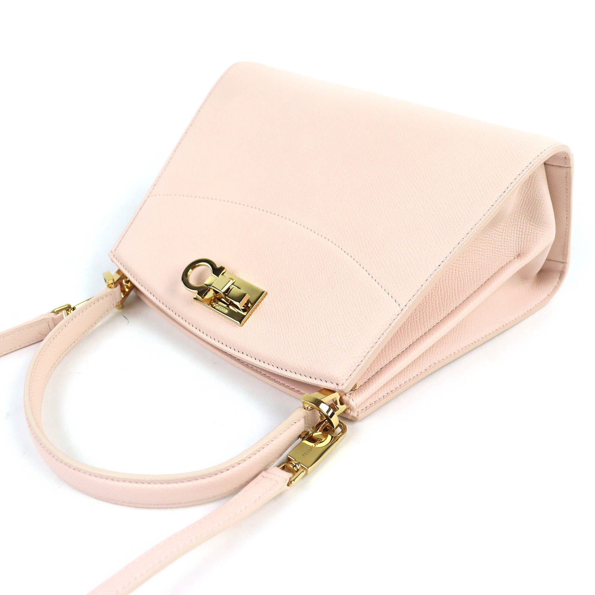 Salvatore Ferragamo Gancini Gold Leather Handbag Shoulder Bag (Pre-Owned)