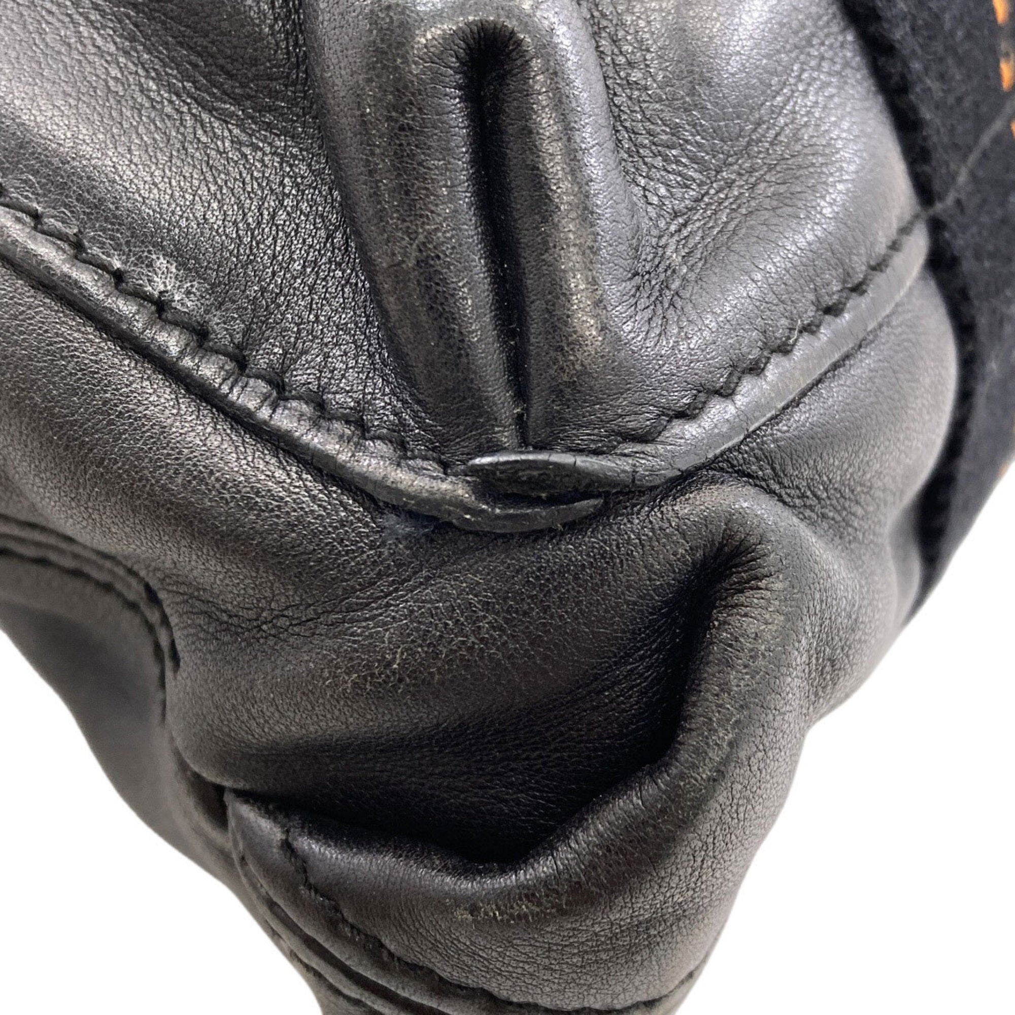 Hermes Black Leather Handbag (Pre-Owned)