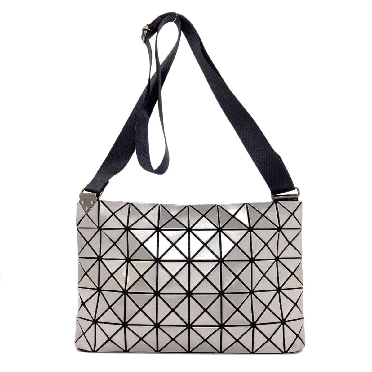 Issey Miyake Silver Pvc Shoulder Bag (Pre-Owned)