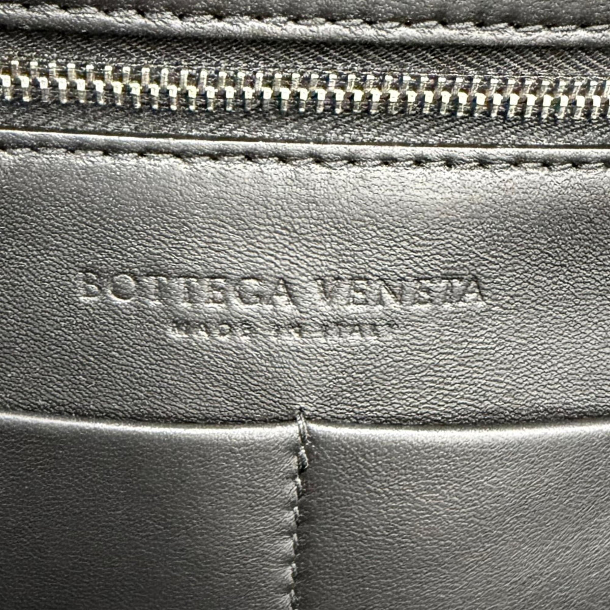Bottega Veneta Black Leather Handbag (Pre-Owned)