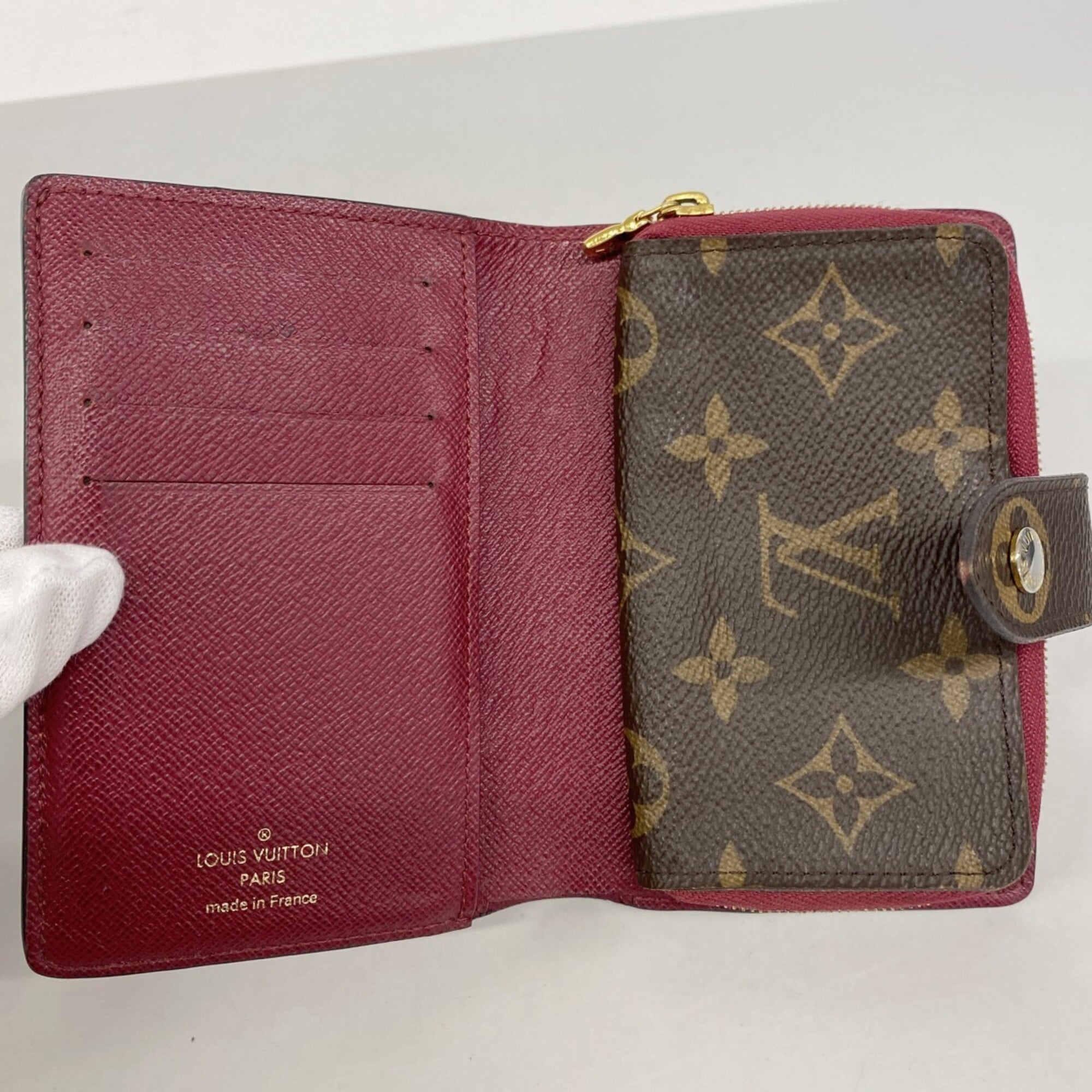 Louis Vuitton Fuchsia Wallet (Bi-Fold) (Pre-Owned)