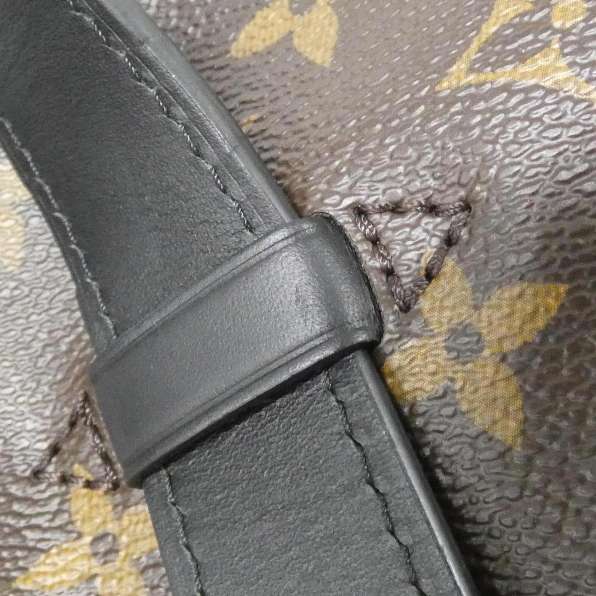 Louis Vuitton Marron Coated Canvas Shoulder Bag (Pre-Owned)