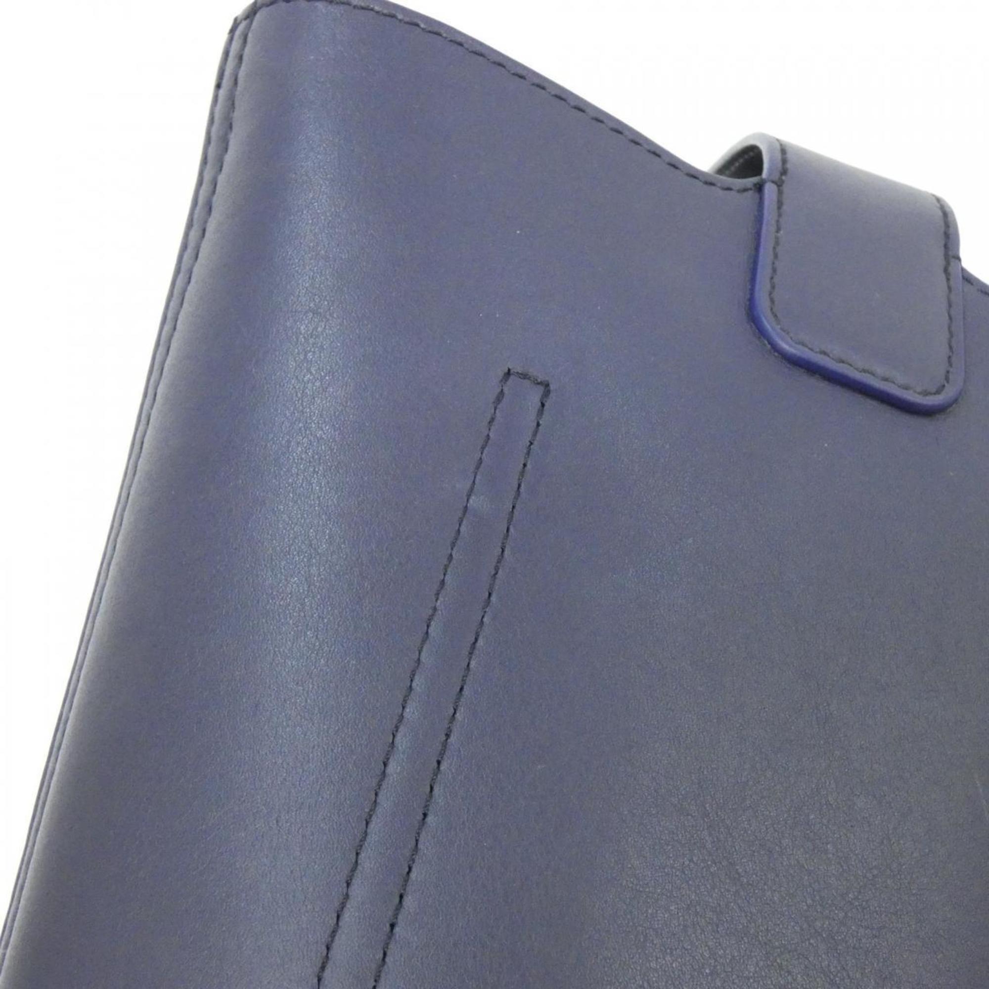 Loewe Blue Leather Handbag (Pre-Owned)