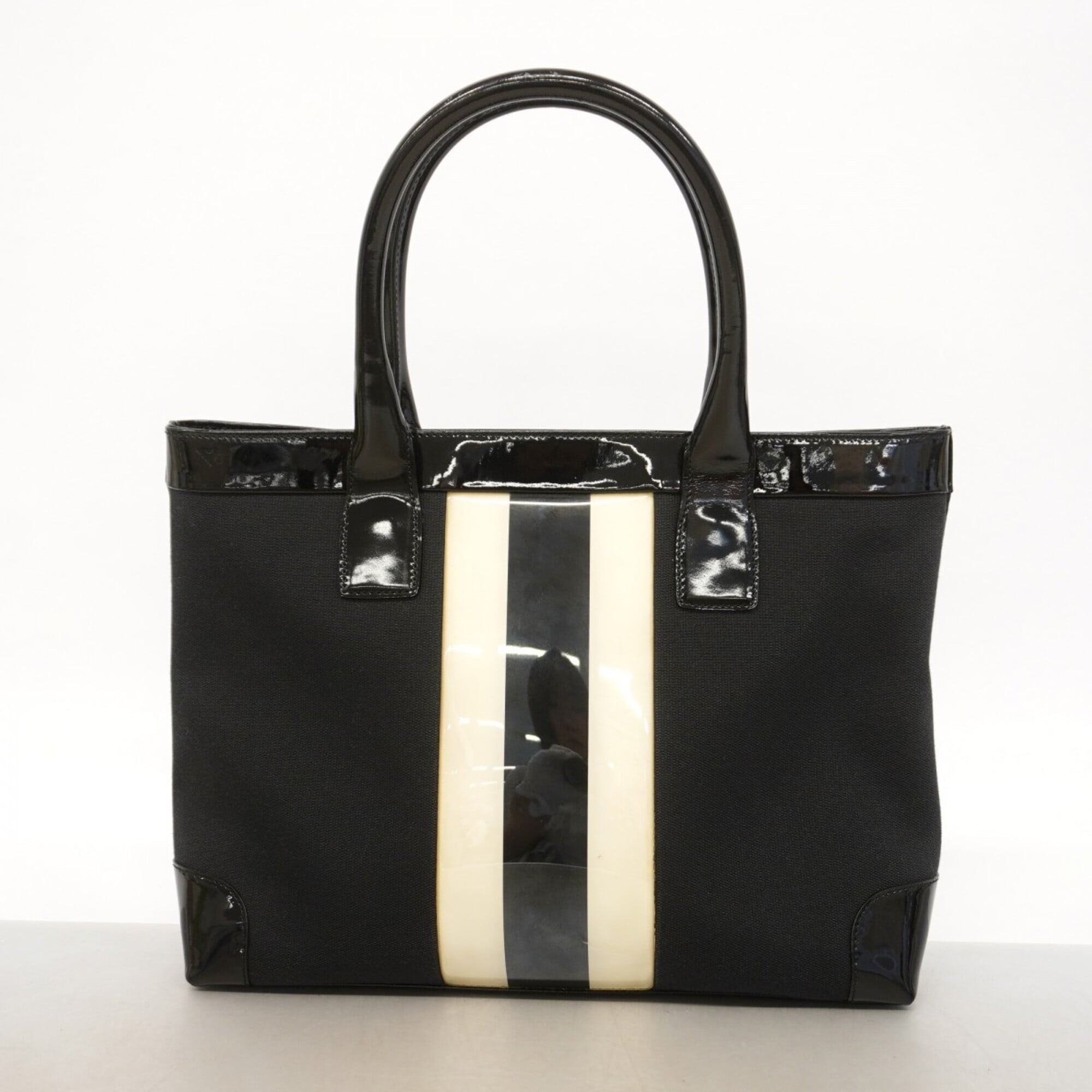 Gucci Black White Canvas Handbag (Pre-Owned)