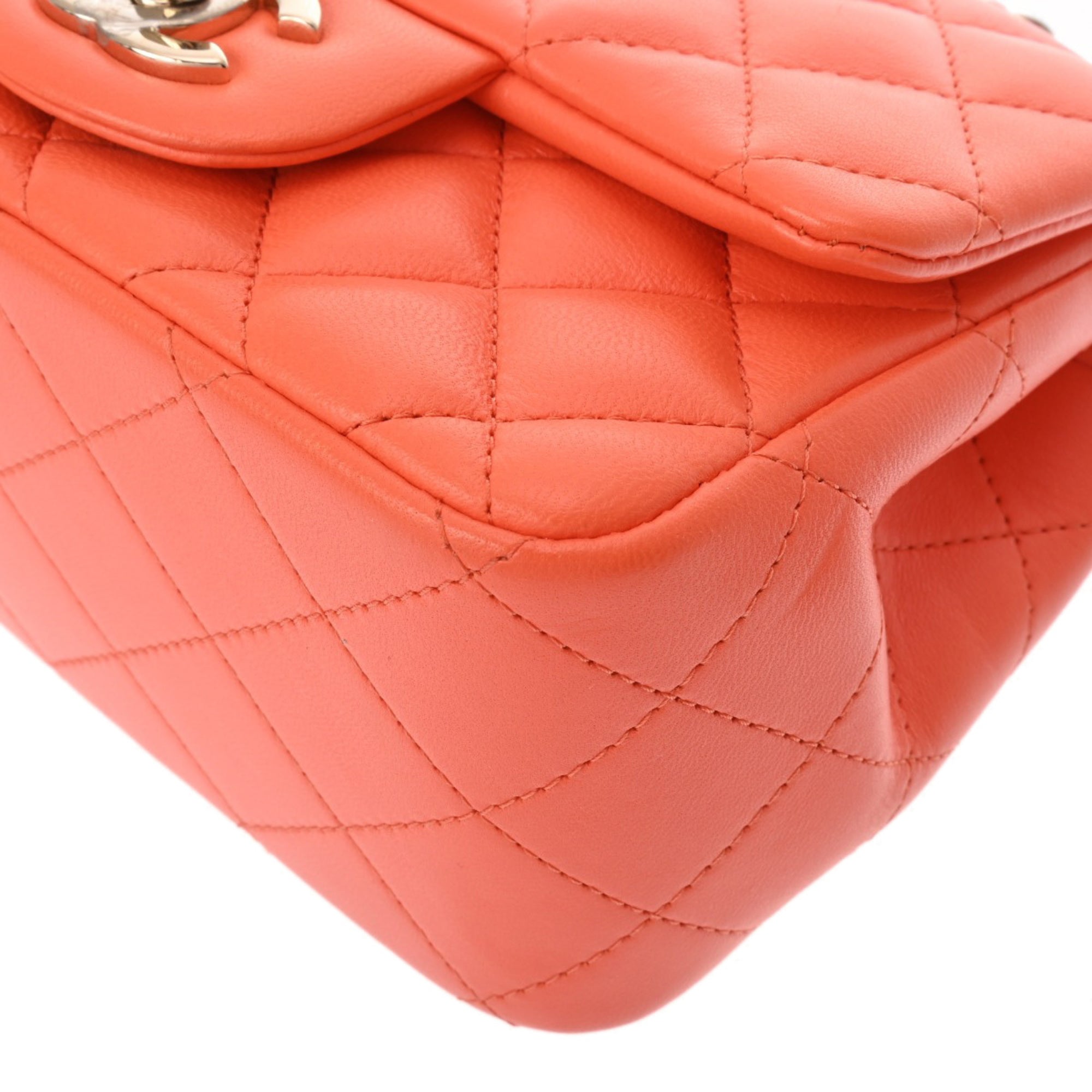Chanel Orange Leather Shoulder Bag (Pre-Owned)