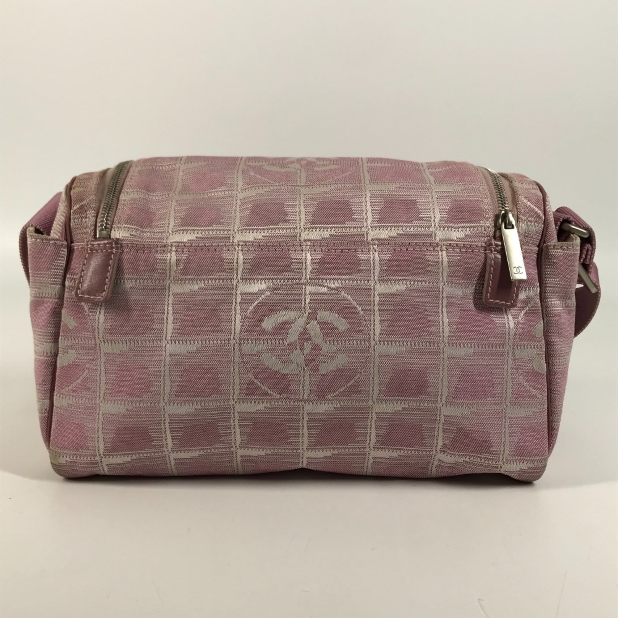 Chanel New Travel Line Pink Nylon Canvas Leather Pochette Shoulder Bag (Pre-Owned)
