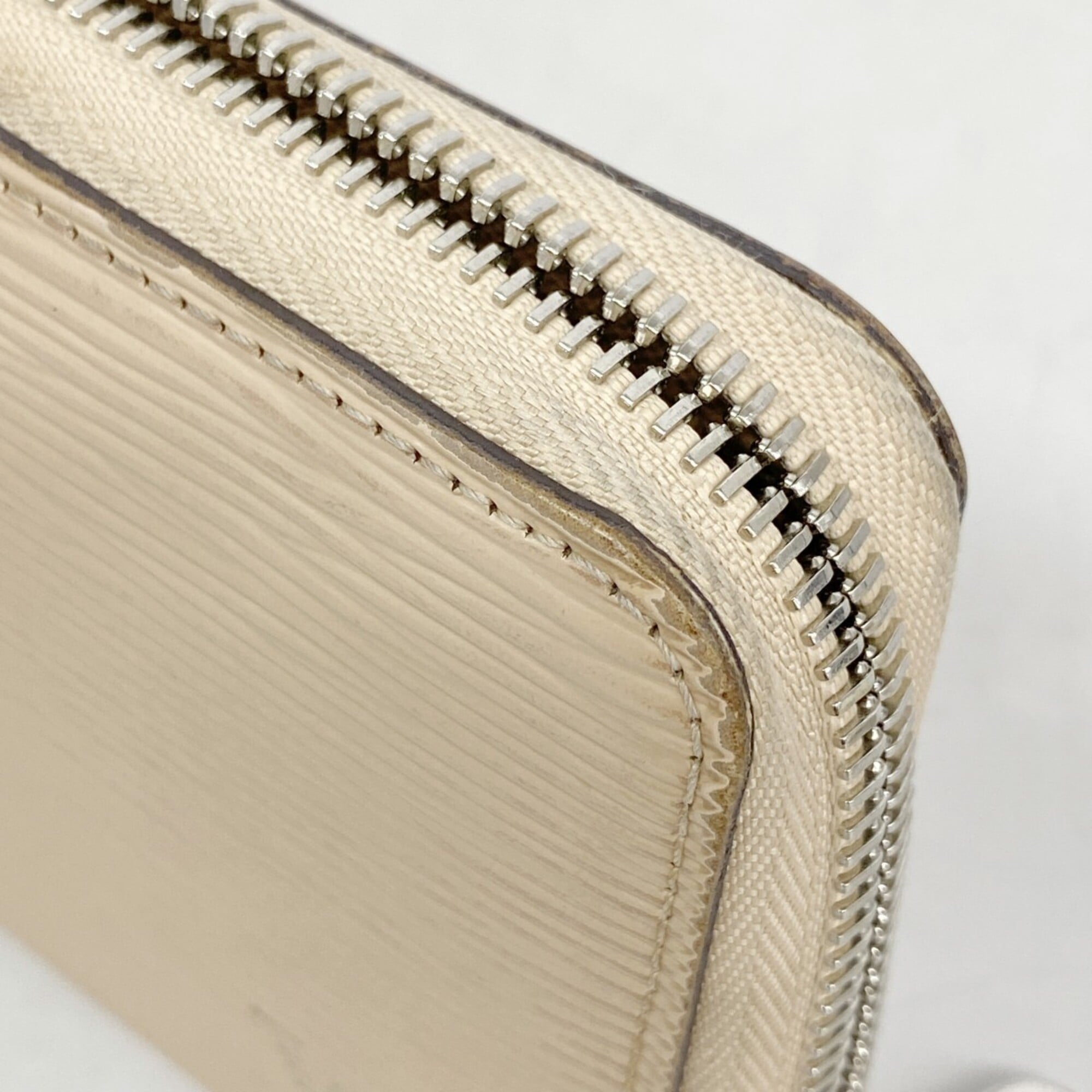 Louis Vuitton Galle Long Wallet (Bi-Fold) (Pre-Owned)