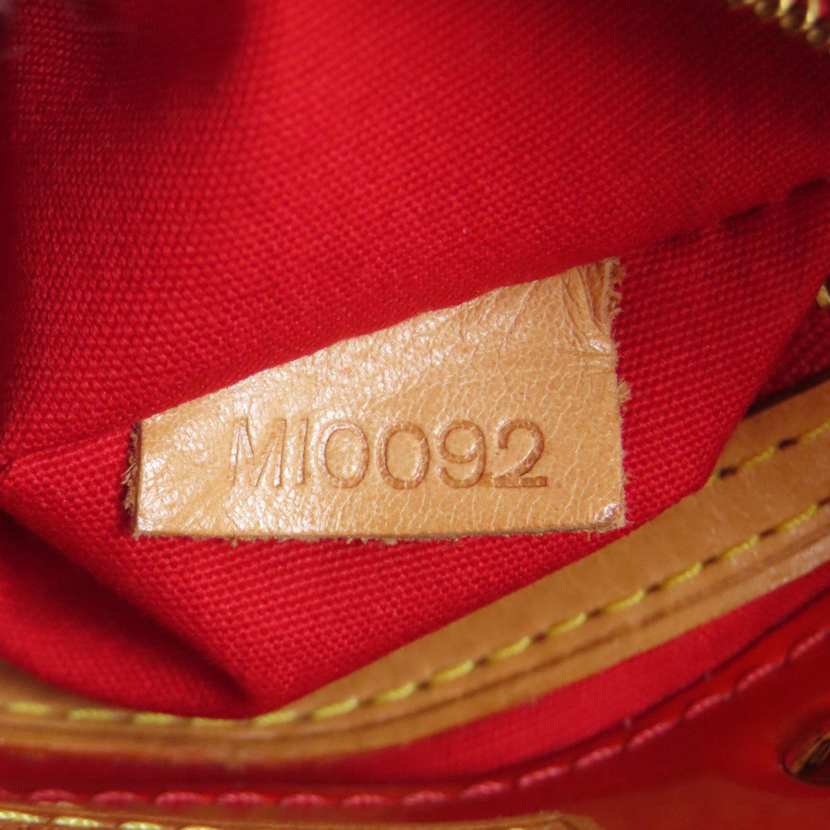 Louis Vuitton Vernis Red Color Vernis Handbag (Pre-Owned)