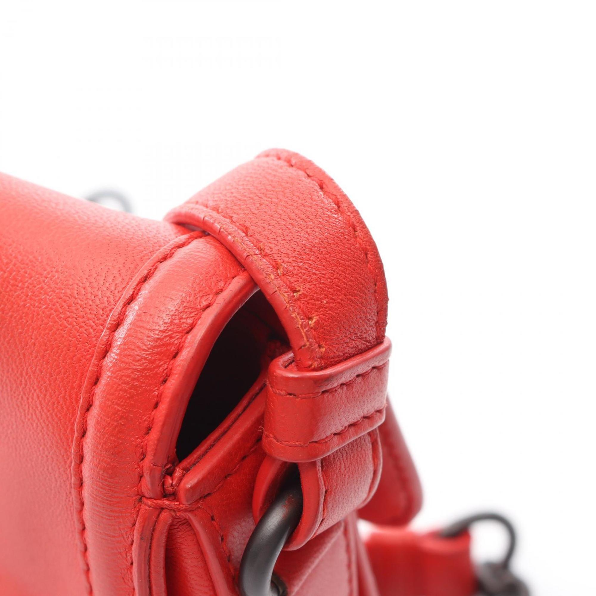 Bottega Veneta Red Color Leather Shoulder Bag (Pre-Owned)