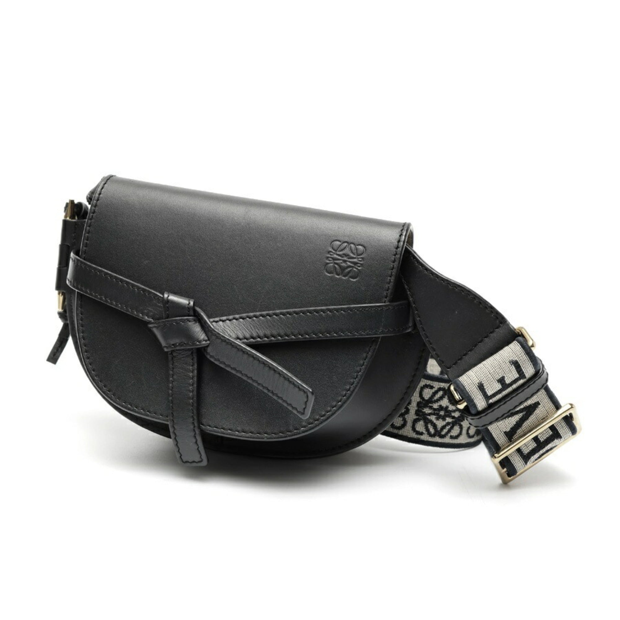 Loewe Black Leather Shoulder Bag (Pre-Owned)