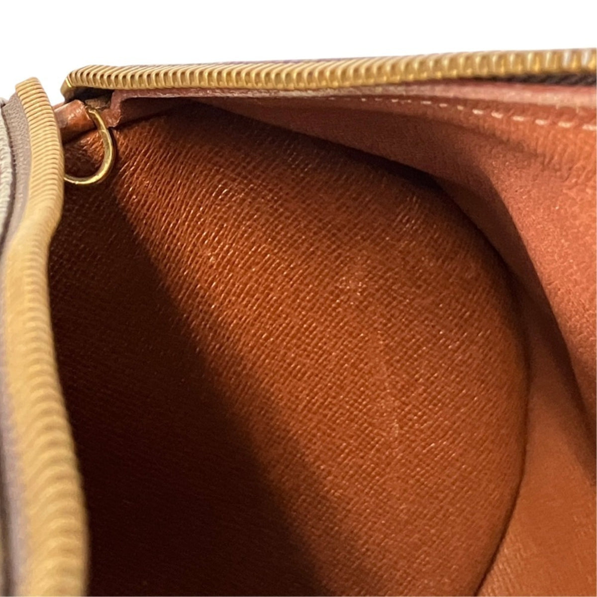 Louis Vuitton Brown Monogram Canvas Tote Bag (Pre-Owned)