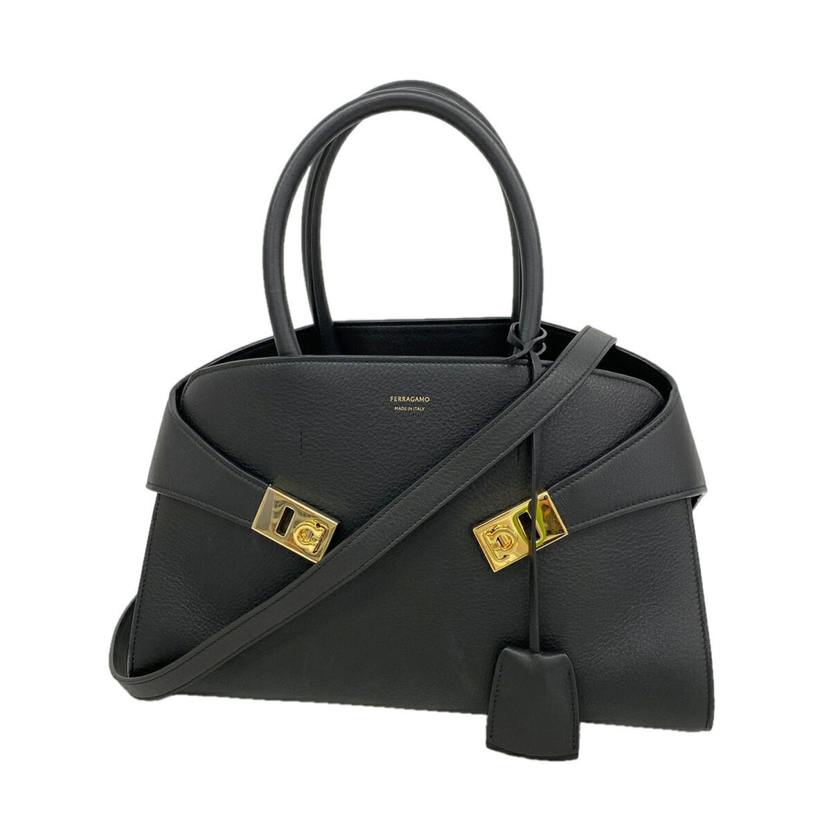 Salvatore Ferragamo Black Leather Handbag (Pre-Owned)
