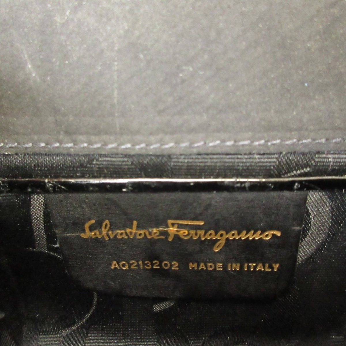 Salvatore Ferragamo Black Patent Leather Shoulder Bag (Pre-Owned)