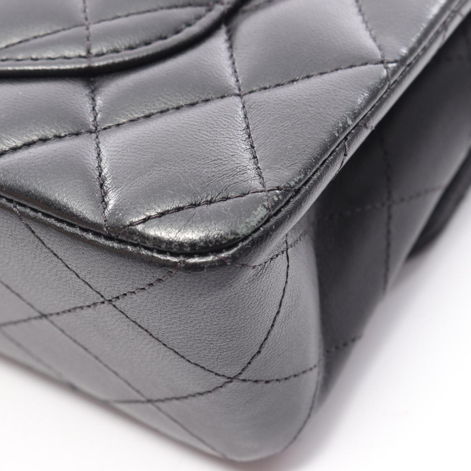 Chanel Black Leather Handbag Shoulder Bag (Pre-Owned)