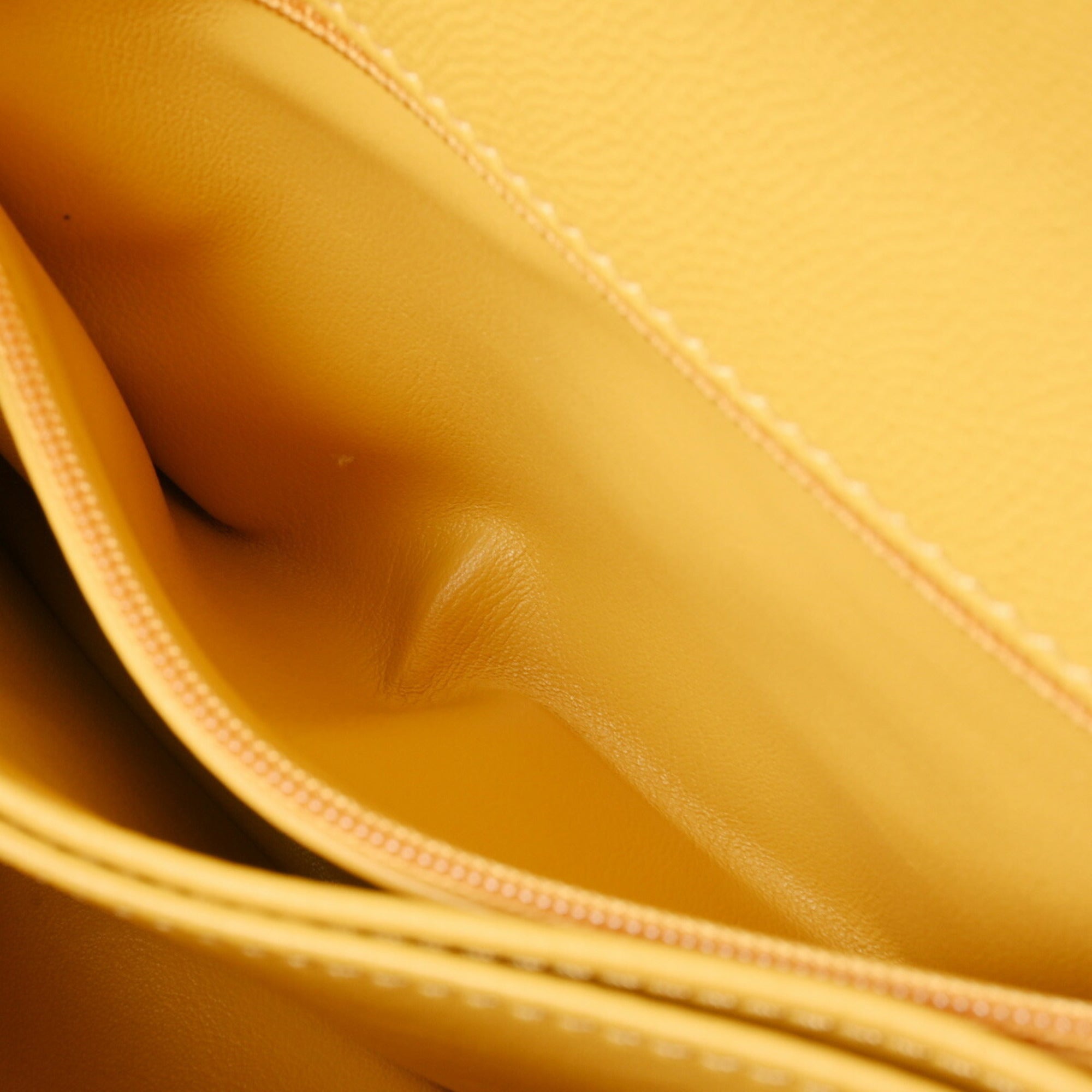 Chanel Yellow Caviar Leather Handbag (Pre-Owned)