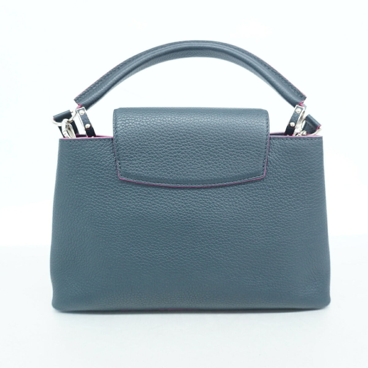 Louis Vuitton Black Handbag (Pre-Owned)