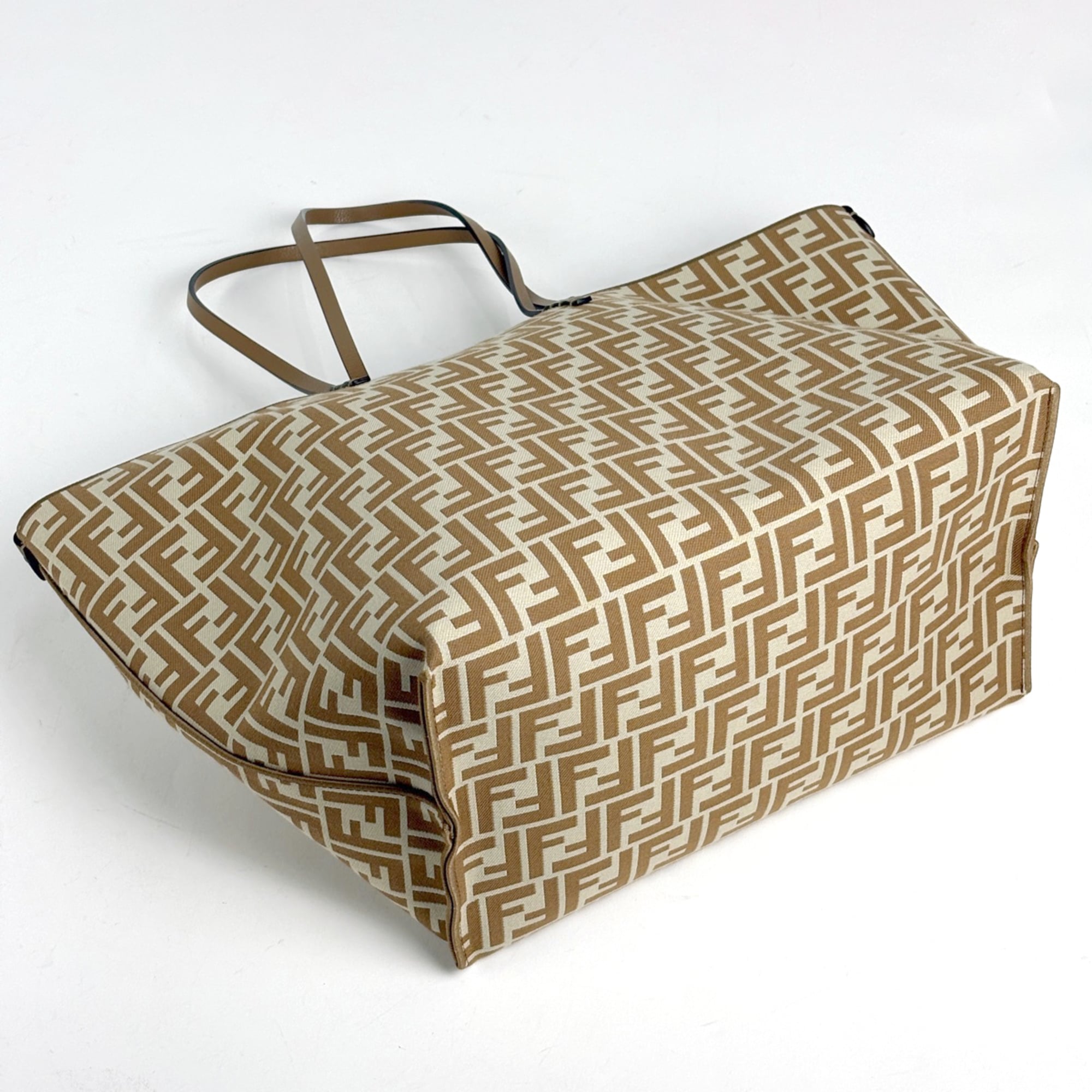 Fendi Beige Canvas Leather Tote Bag (Pre-Owned)