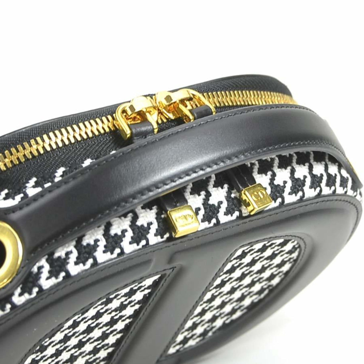 Christian Dior Black White Leather Canvas Shoulder Bag (Pre-Owned)