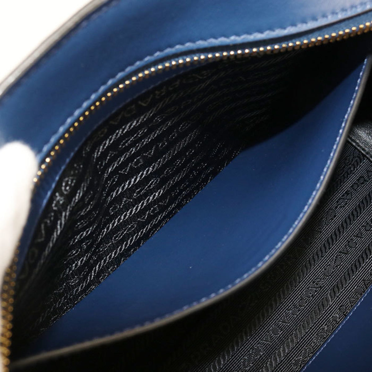 Prada Navy Leather Shoulder Bag (Pre-Owned)