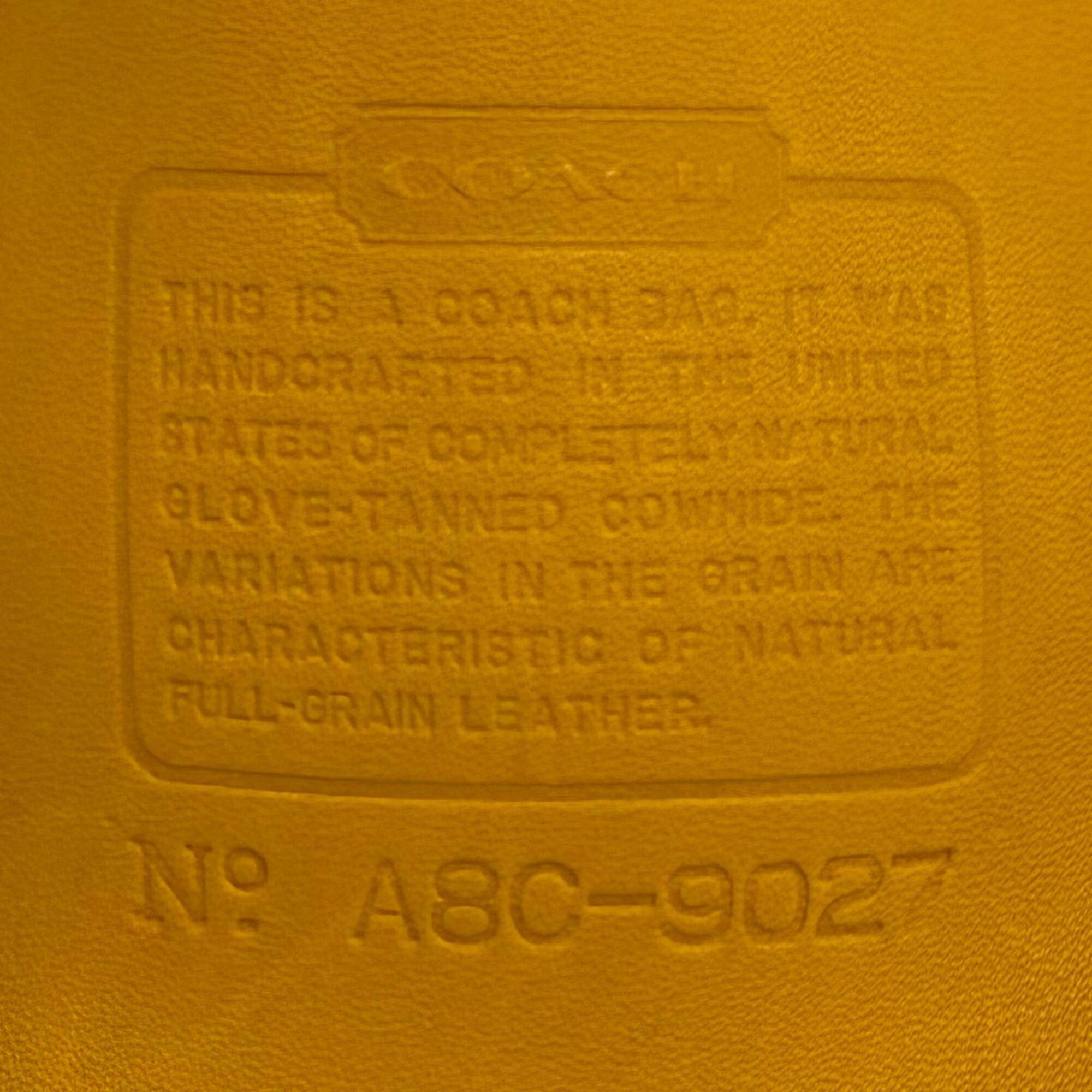 Coach Mustard Leather Shoulder Bag (Pre-Owned)