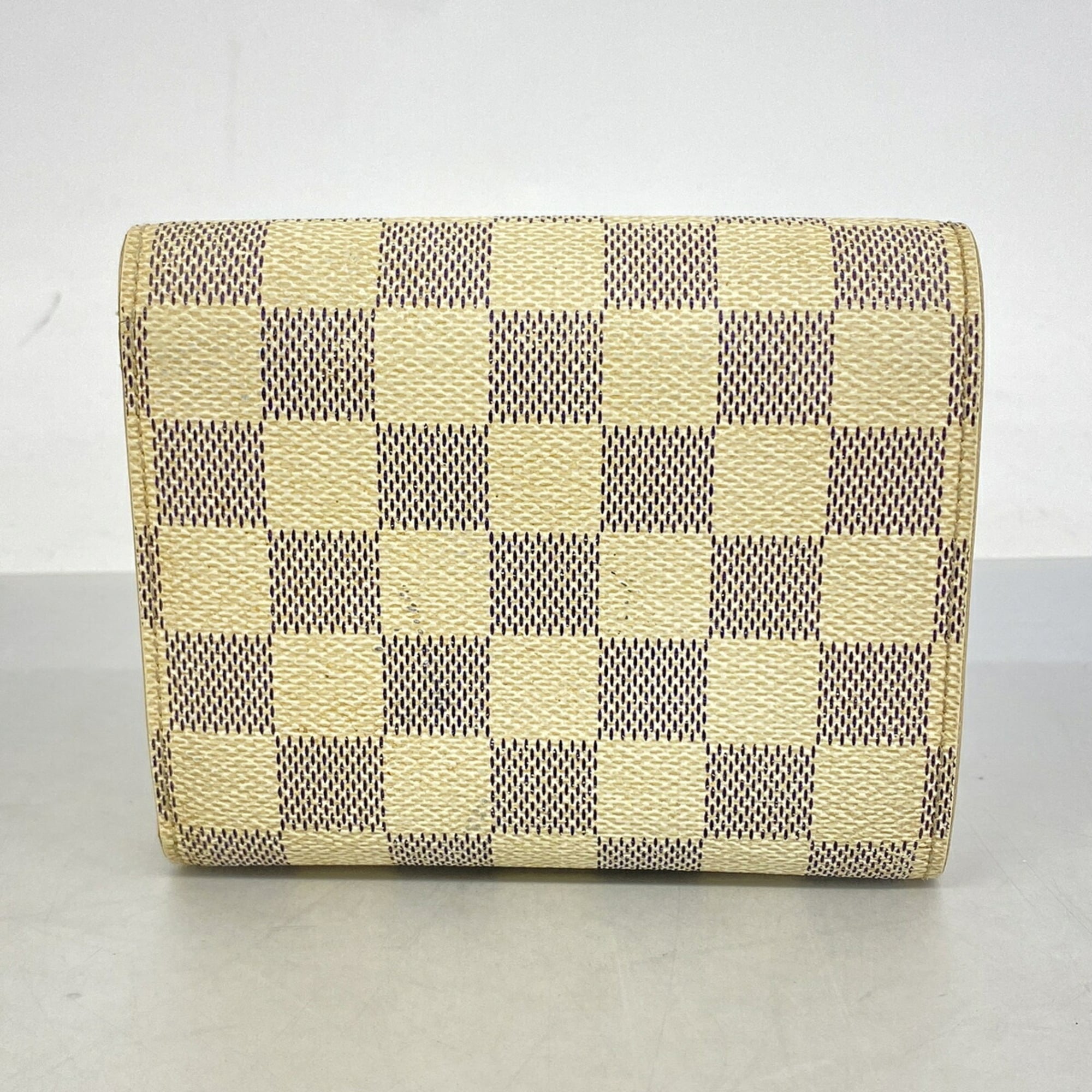 Louis Vuitton White Wallet (Tri-Fold) (Pre-Owned)