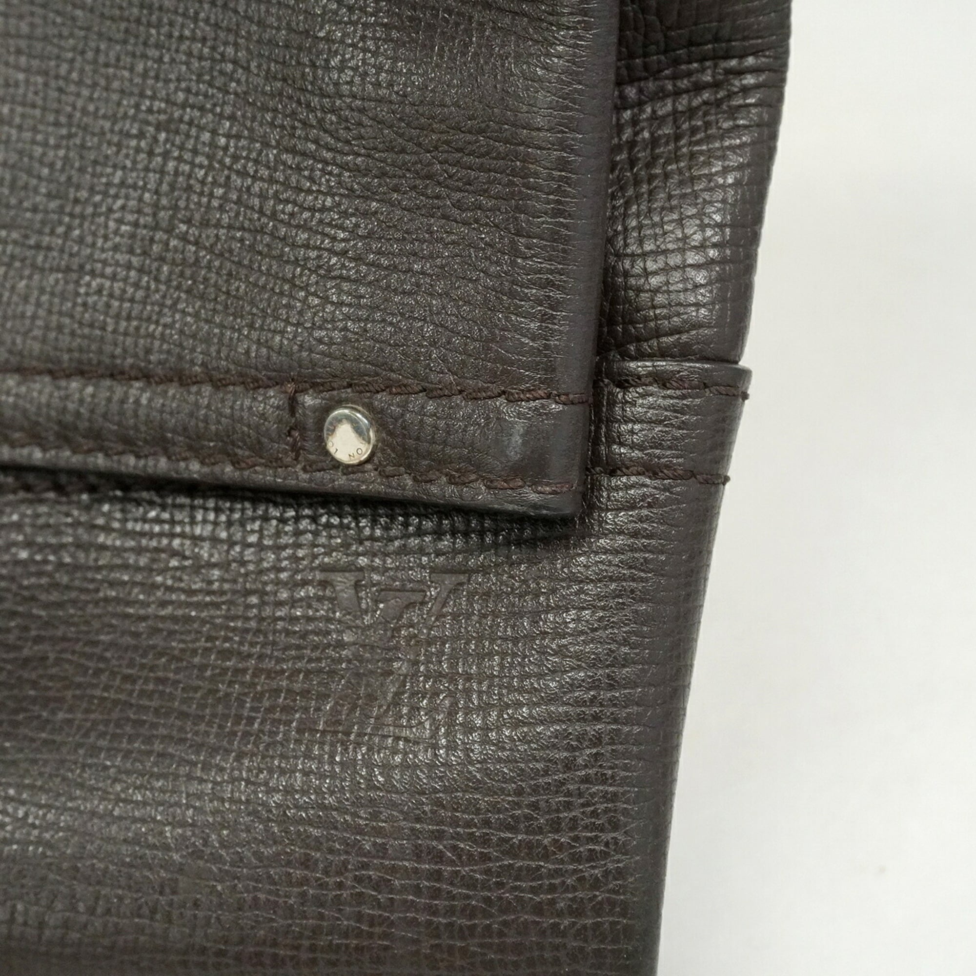 Louis Vuitton Coffee Shoulder Bag (Pre-Owned)