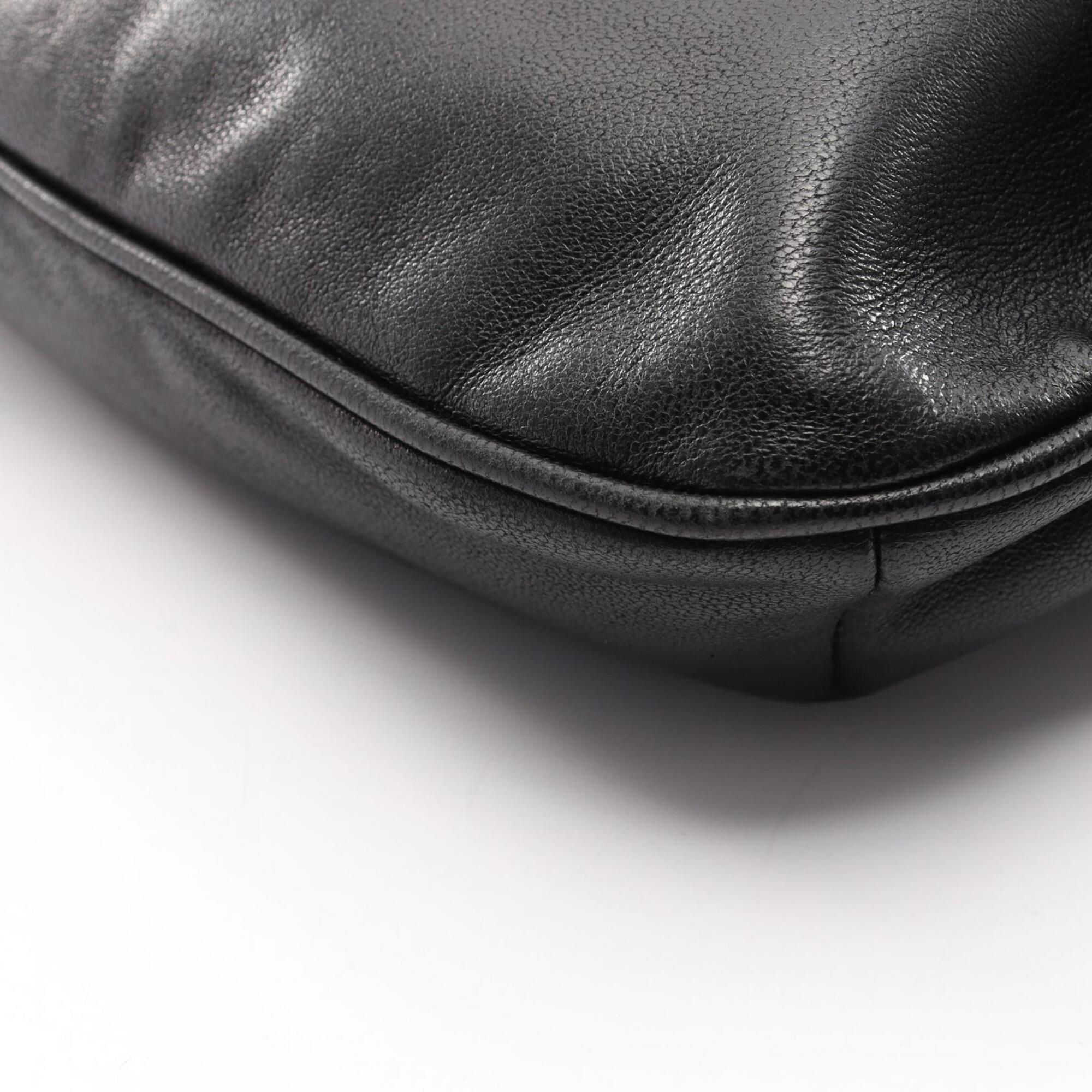 Saint Laurent Black Leather Fanny Pack Handbag (Pre-Owned)