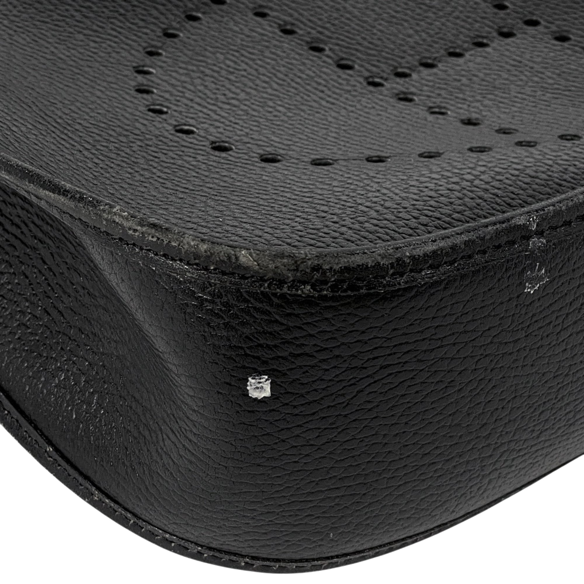 Hermes Black Ardennes Leather Shoulder Bag (Pre-Owned)
