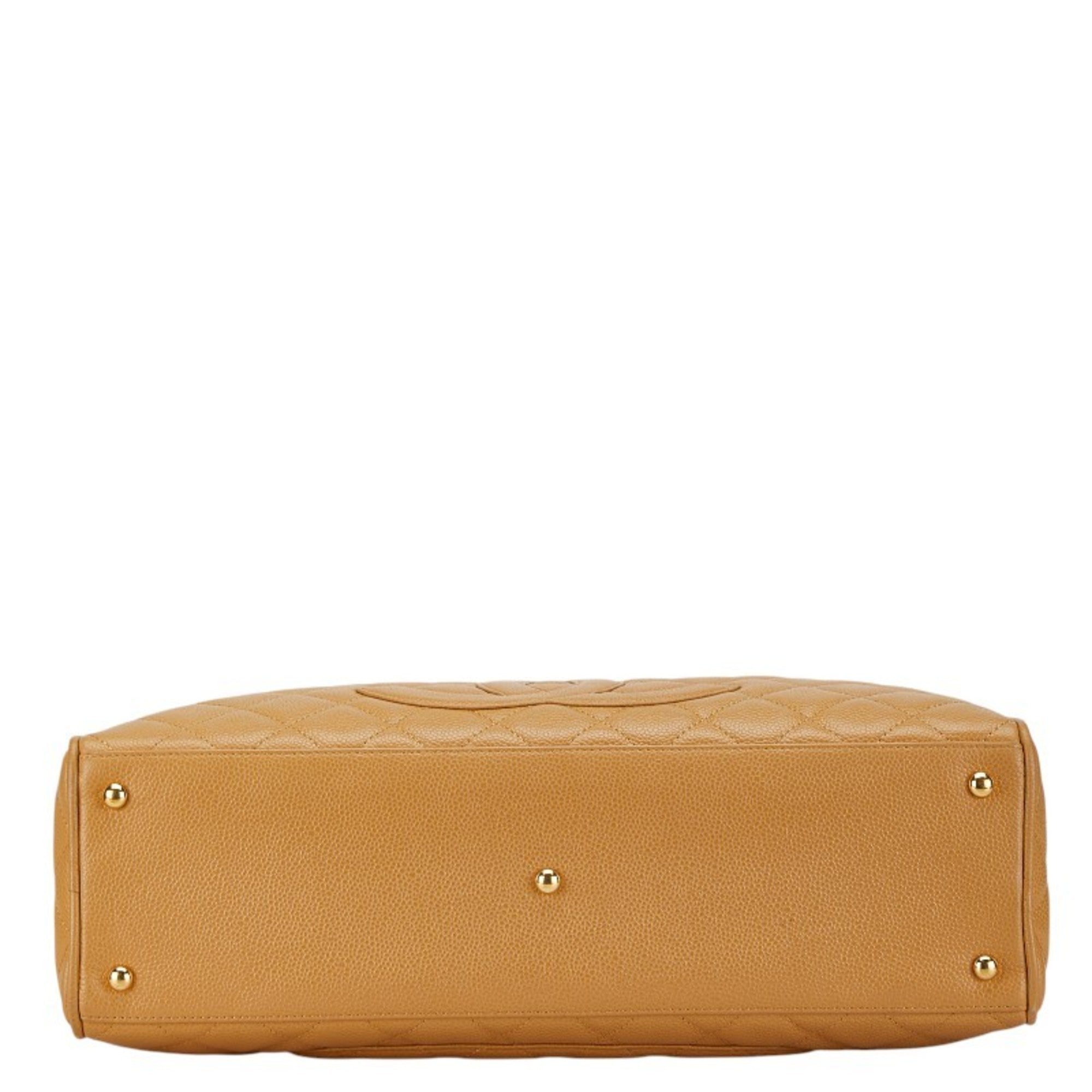 Chanel Beige Caviar Leather Handbag (Pre-Owned)