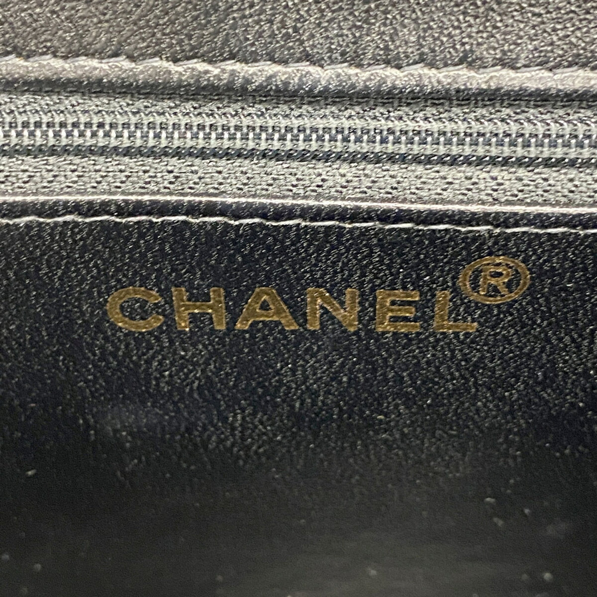 Chanel Black Leather Tote Bag (Pre-Owned)