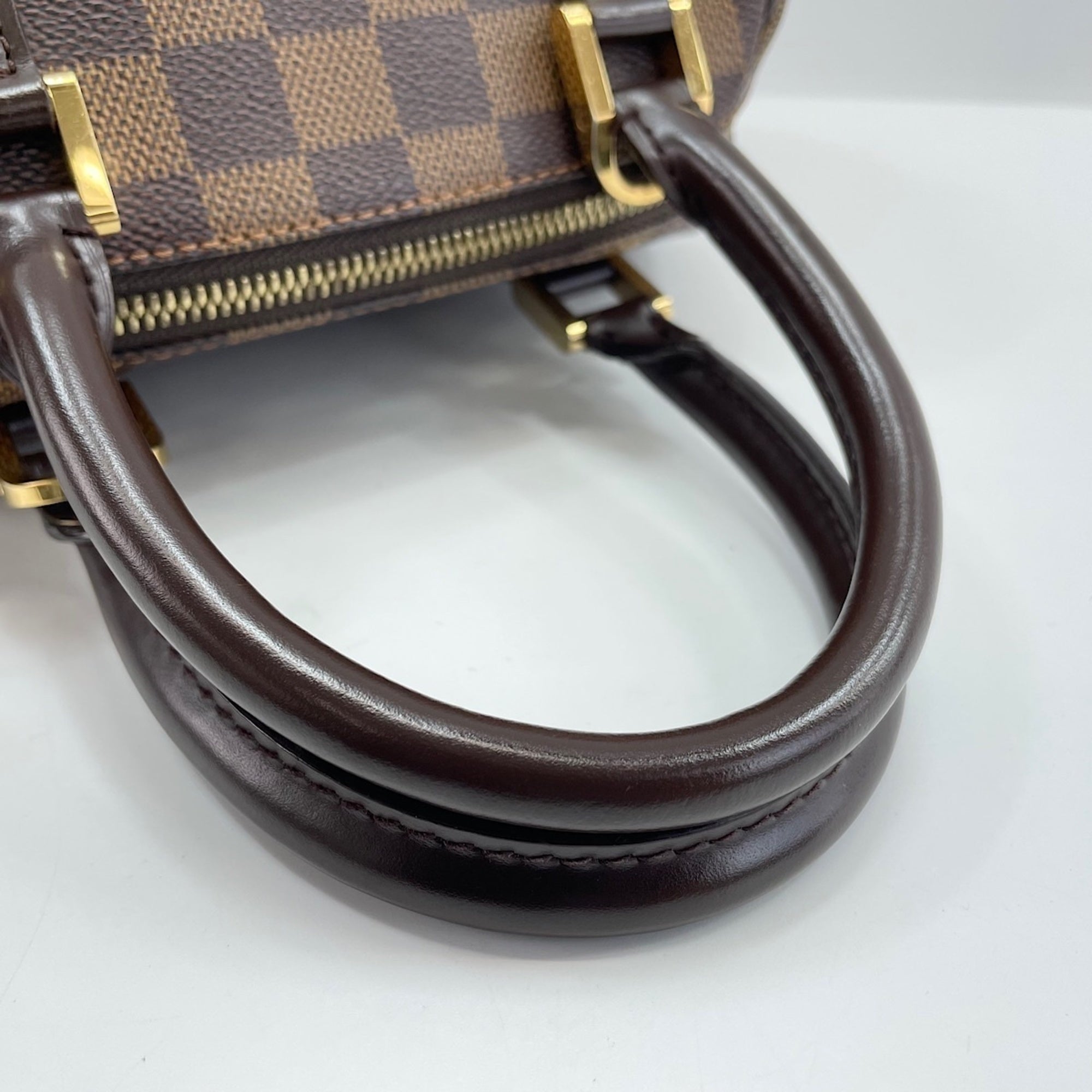 Louis Vuitton Brown Handbag (Pre-Owned)