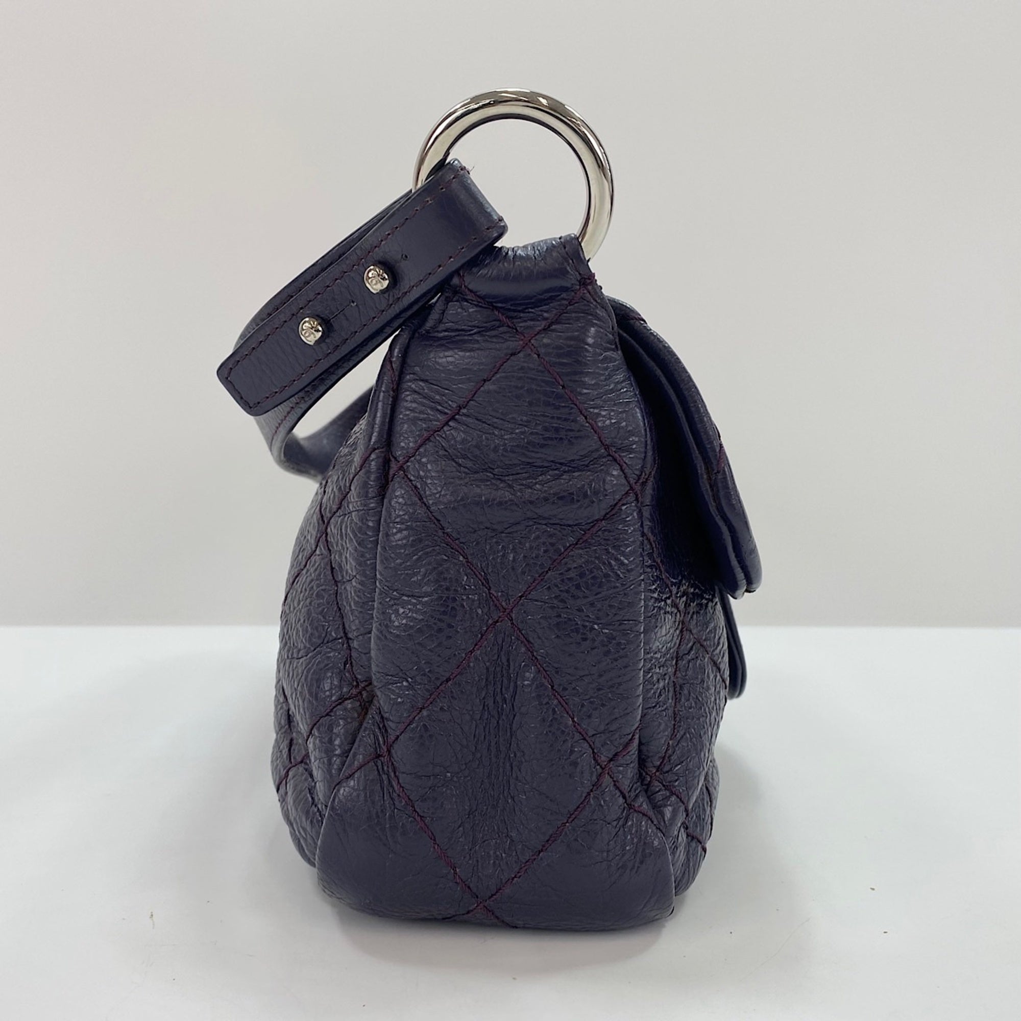 Chanel Purple Shoulder Bag (Pre-Owned)