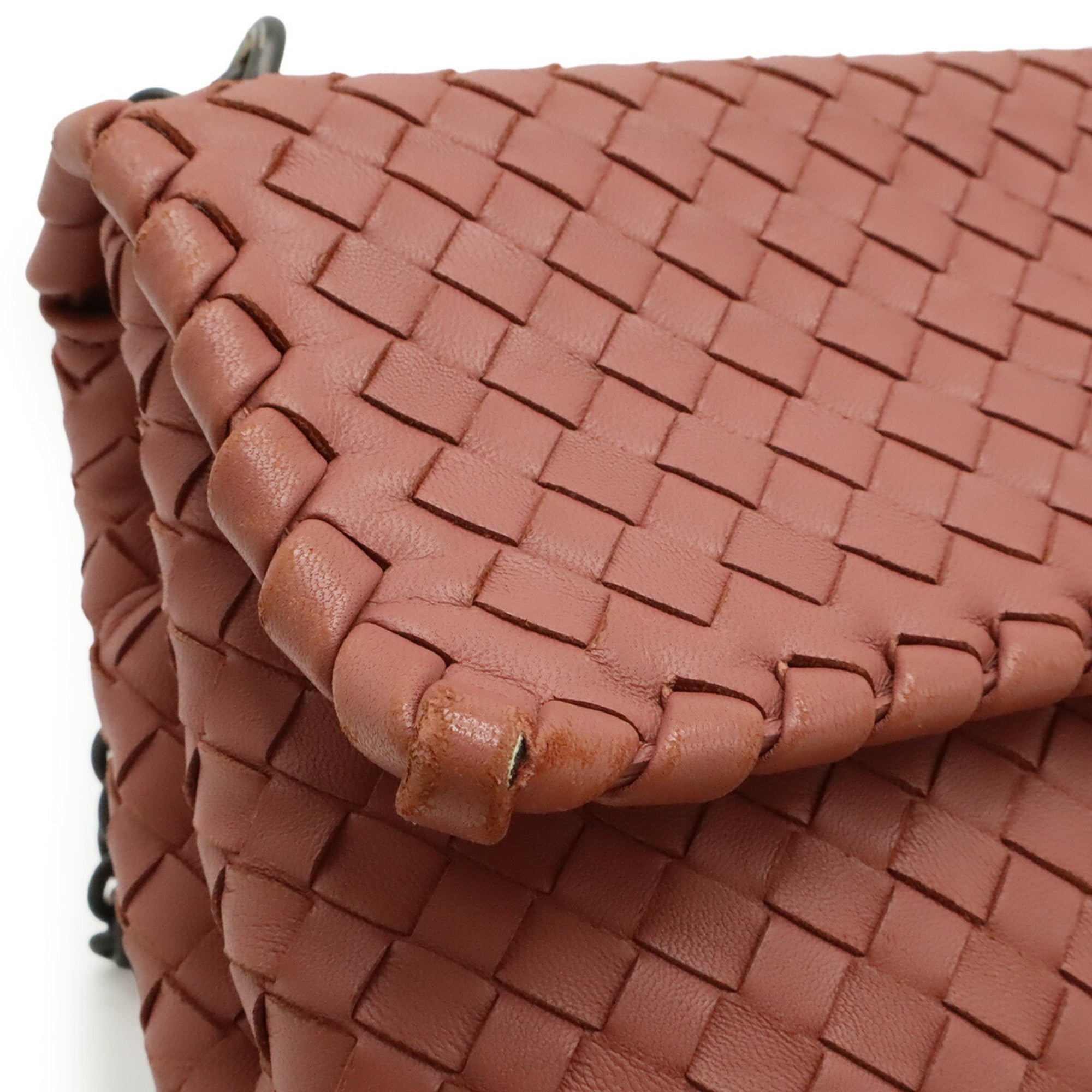 Bottega Veneta Intrecciato Pink Leather Shoulder Bag (Pre-Owned)