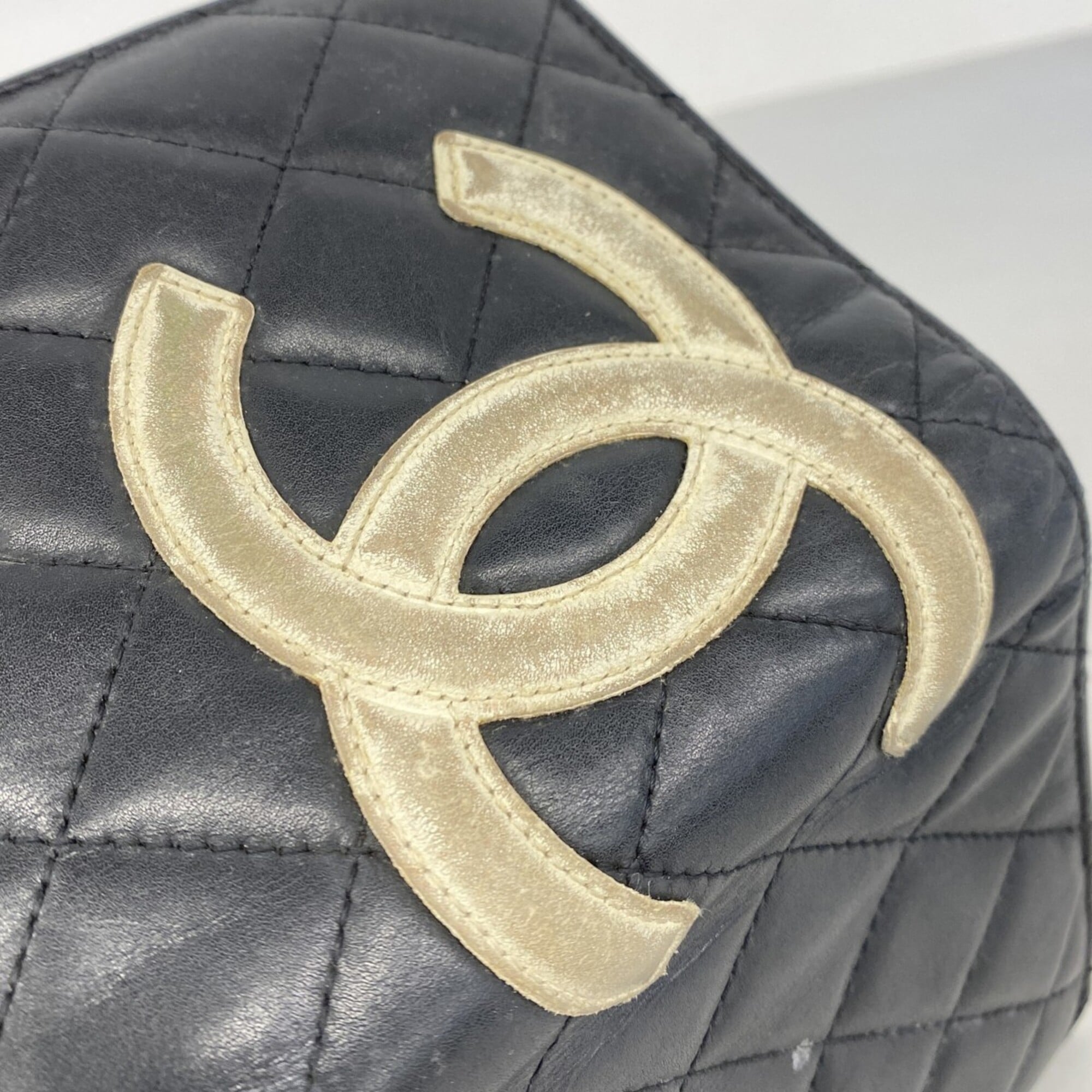 Chanel Black Leather Long Wallet (Bi-Fold) (Pre-Owned)