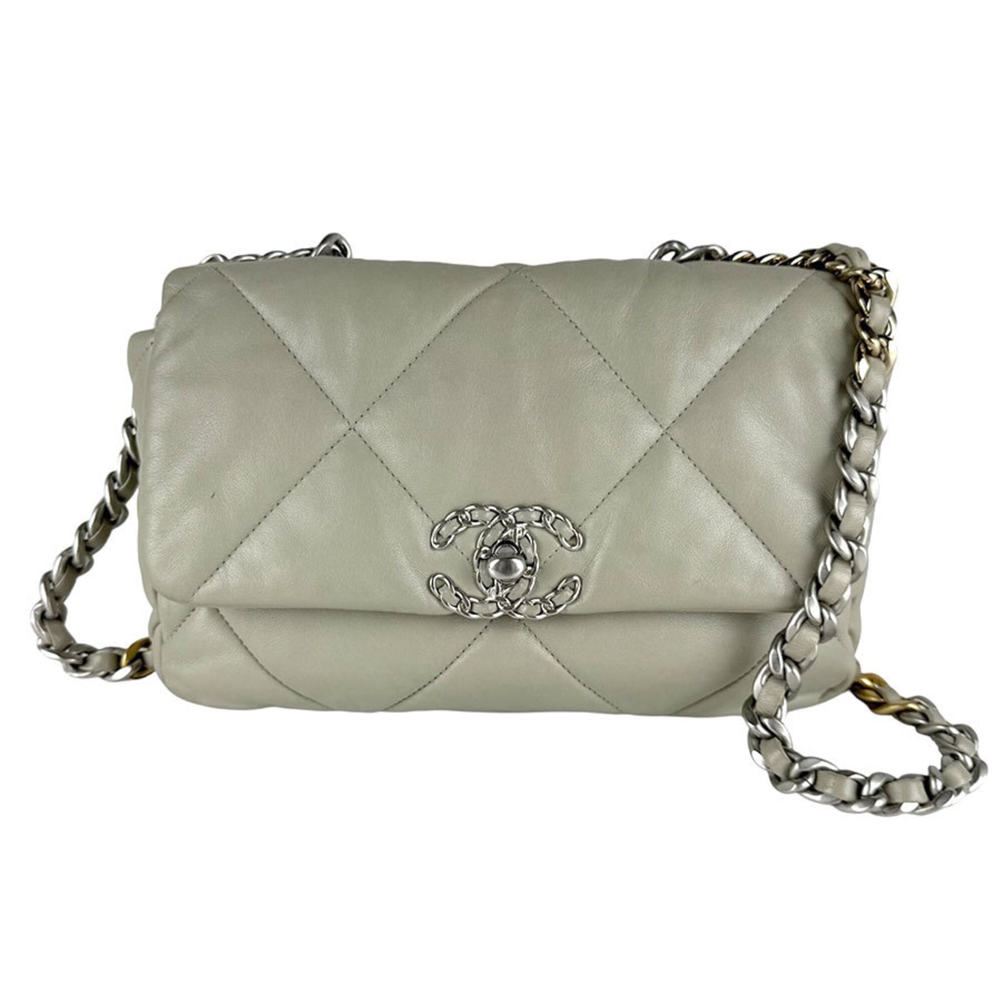 Chanel Gray Leather Shoulder Bag (Pre-Owned)