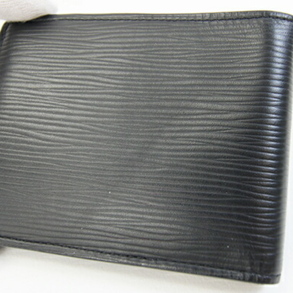 Louis Vuitton Epi Black Noir Epi Leather Bill Wallet (Bi-Fold) (Pre-Owned)