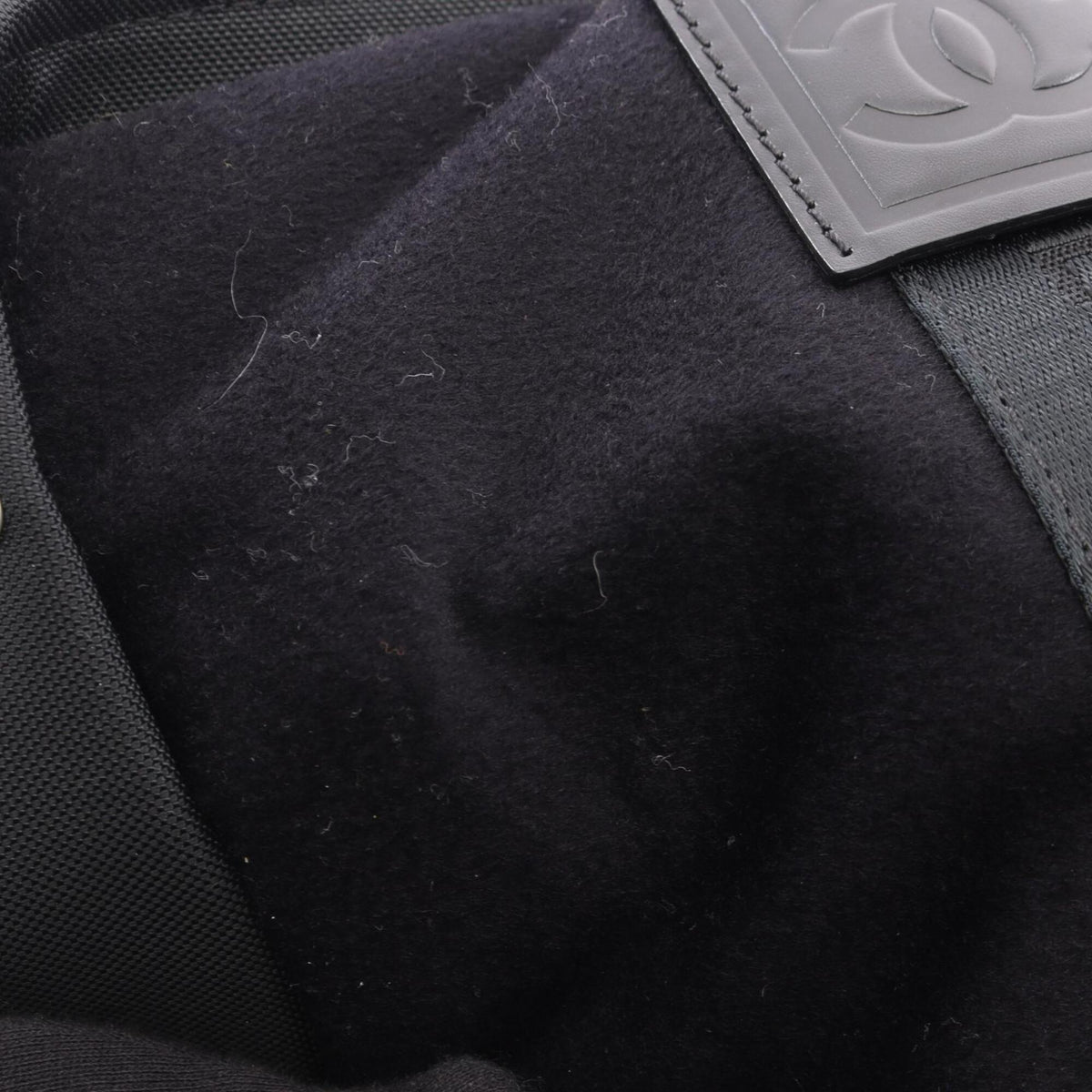 Chanel Black Wool Leather Nylon Canvas Tote Bag (Pre-Owned)