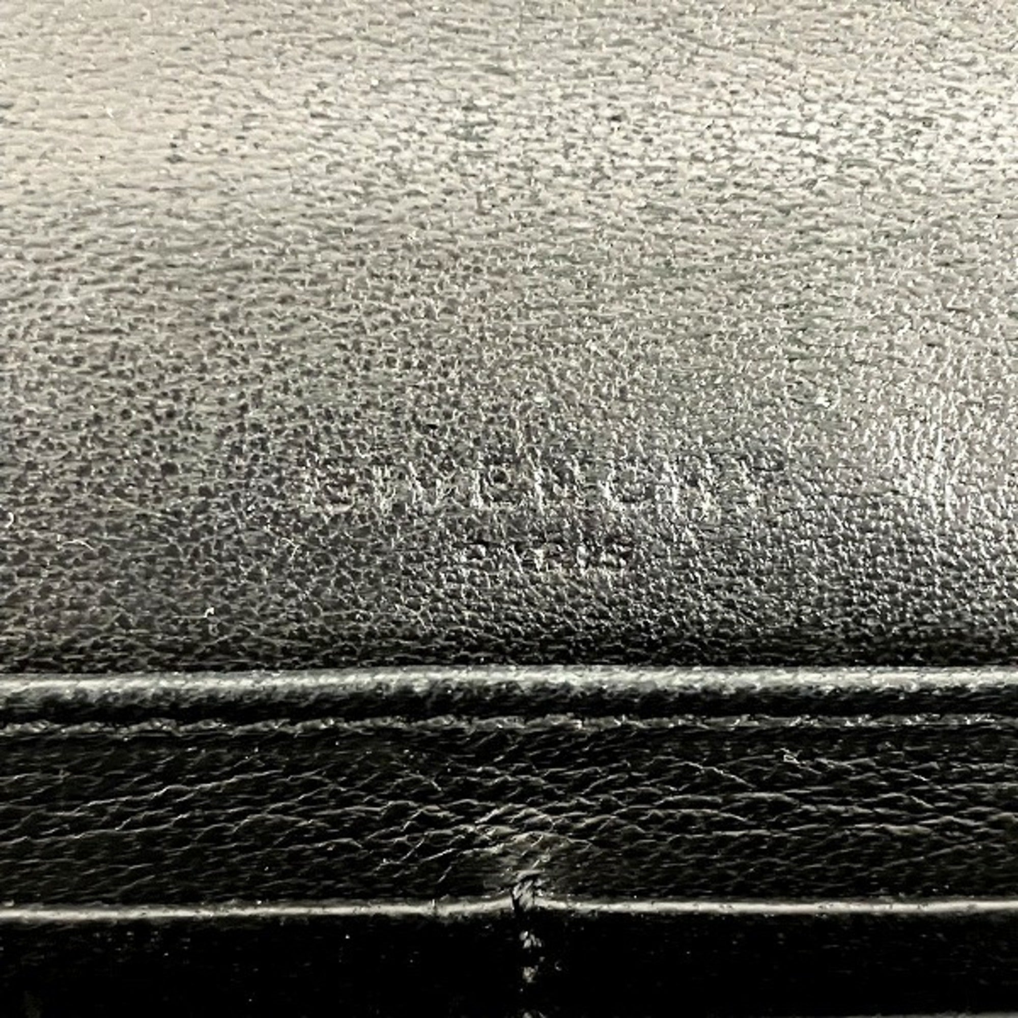 Givenchy Black Leather Long Wallet (Bi-Fold) (Pre-Owned)