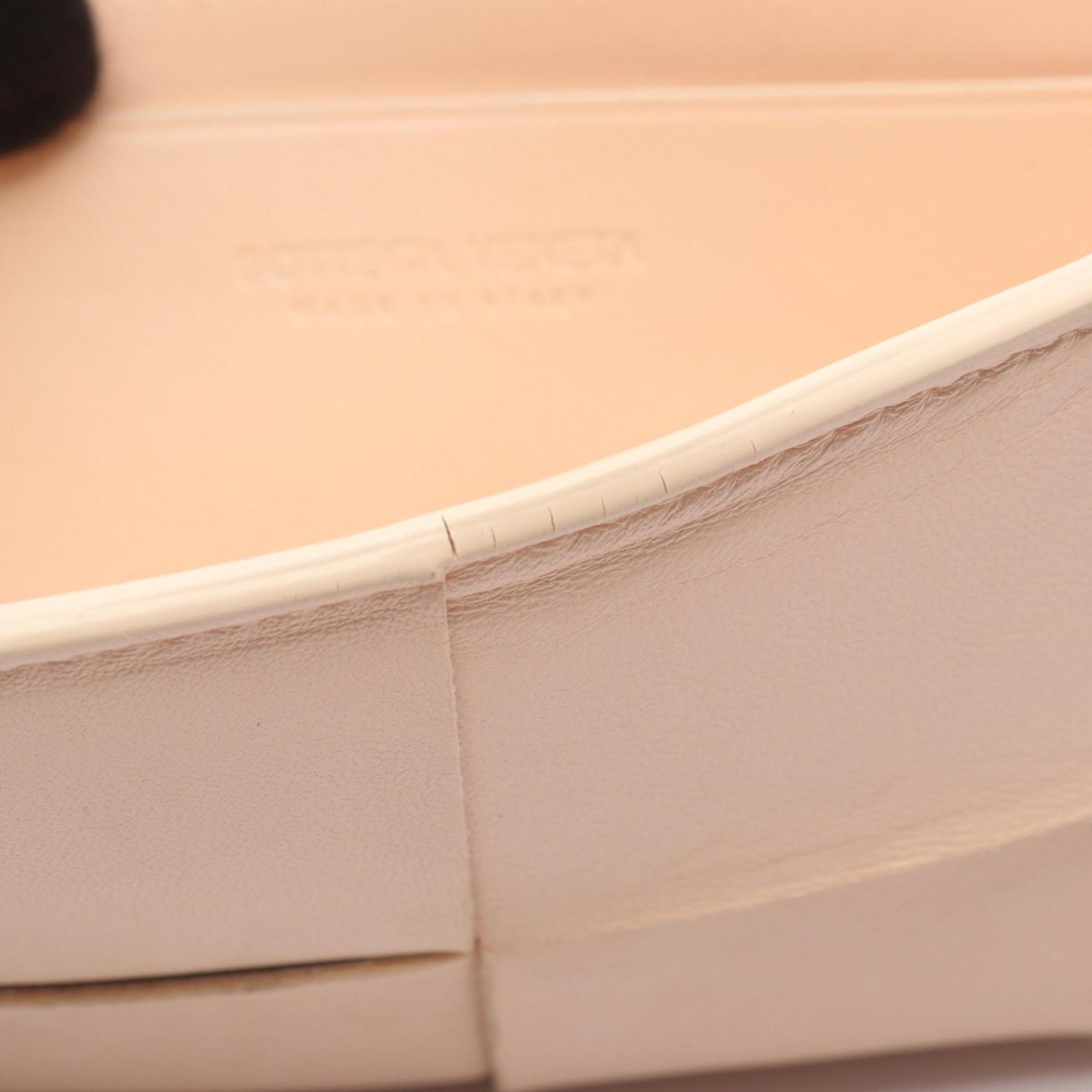 Bottega Veneta Pink Leather Long Wallet (Bi-Fold) (Pre-Owned)