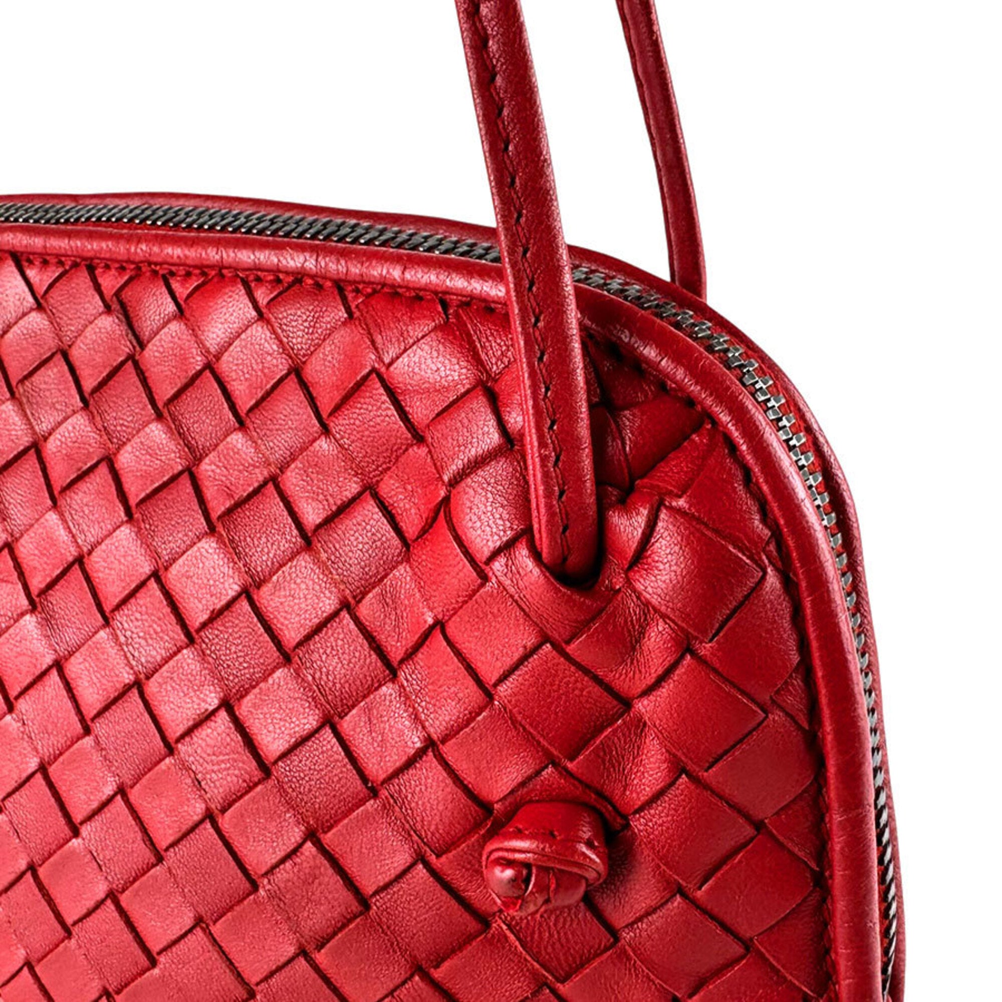 Bottega Veneta Dark Red Intrecciato Shoulder Bag (Pre-Owned)