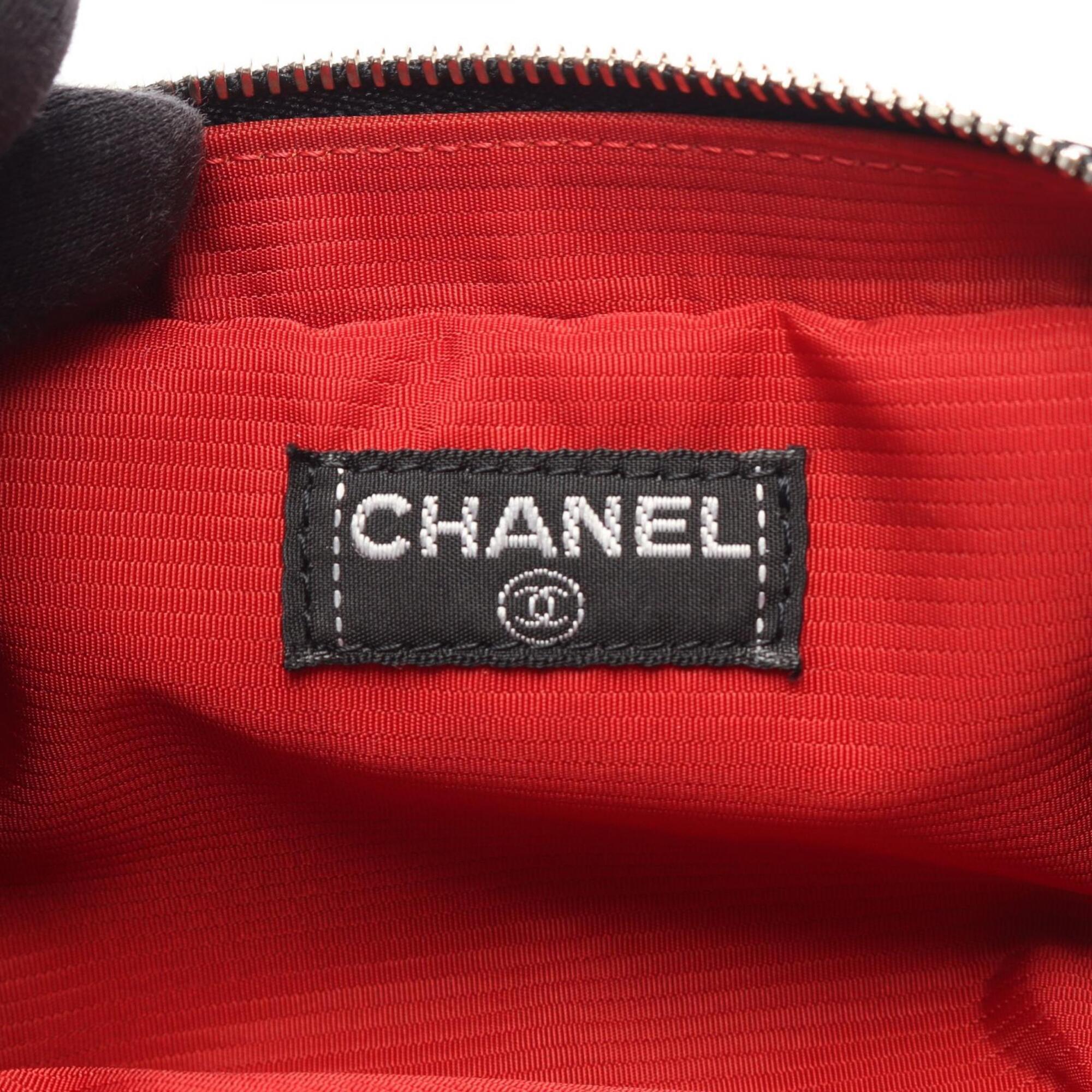 Chanel Black White Nylon Handbag Pouch (Pre-Owned)