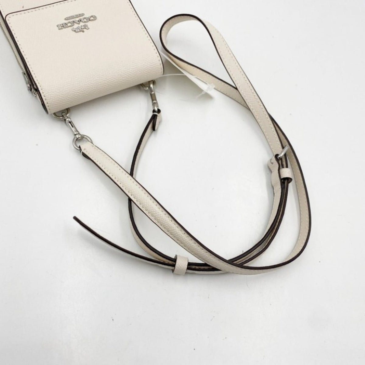 Coach White Leather Shoulder Bag (Pre-Owned)